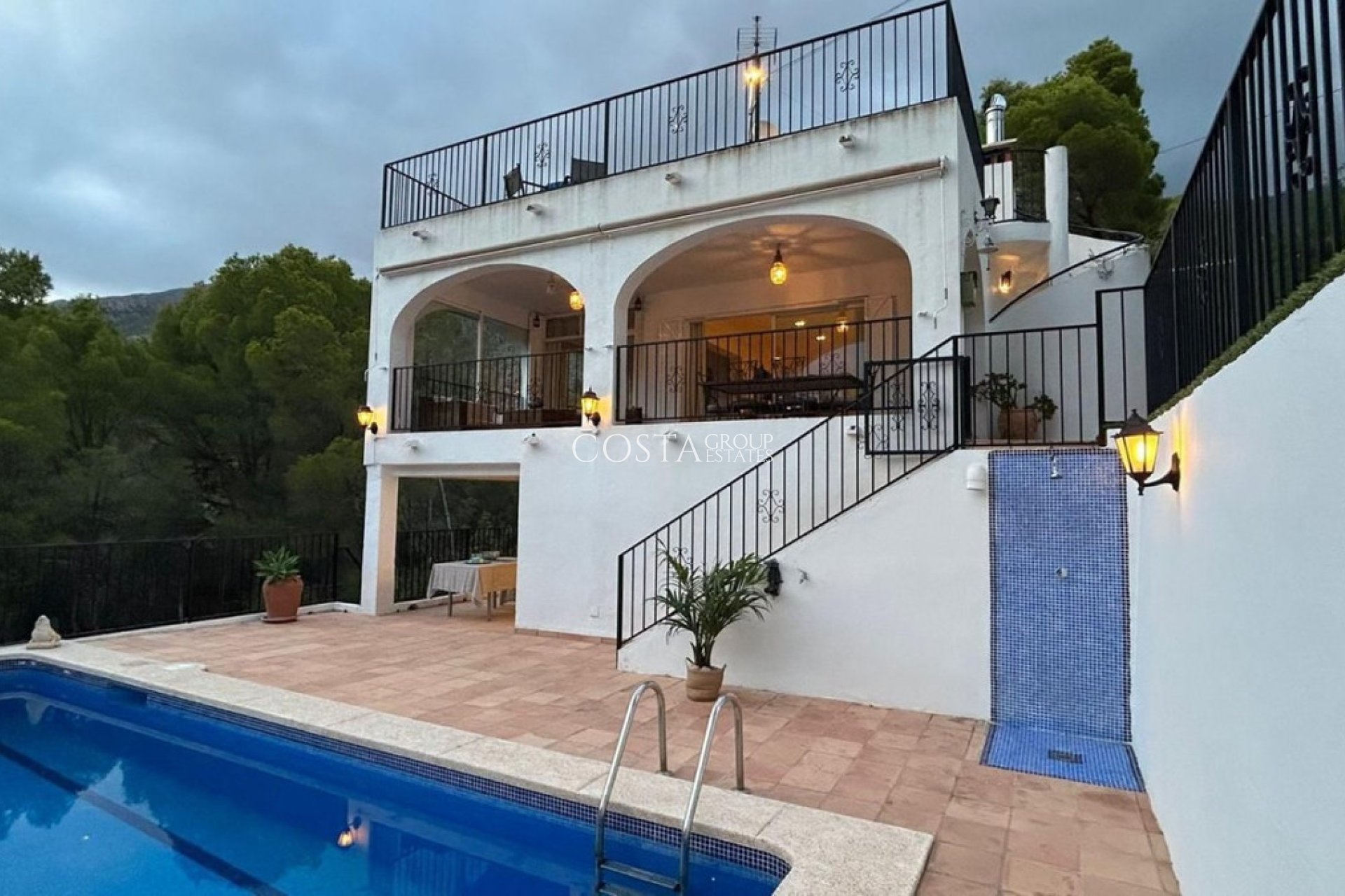Herverkoop - Villa -
Altea - Altea La Vella