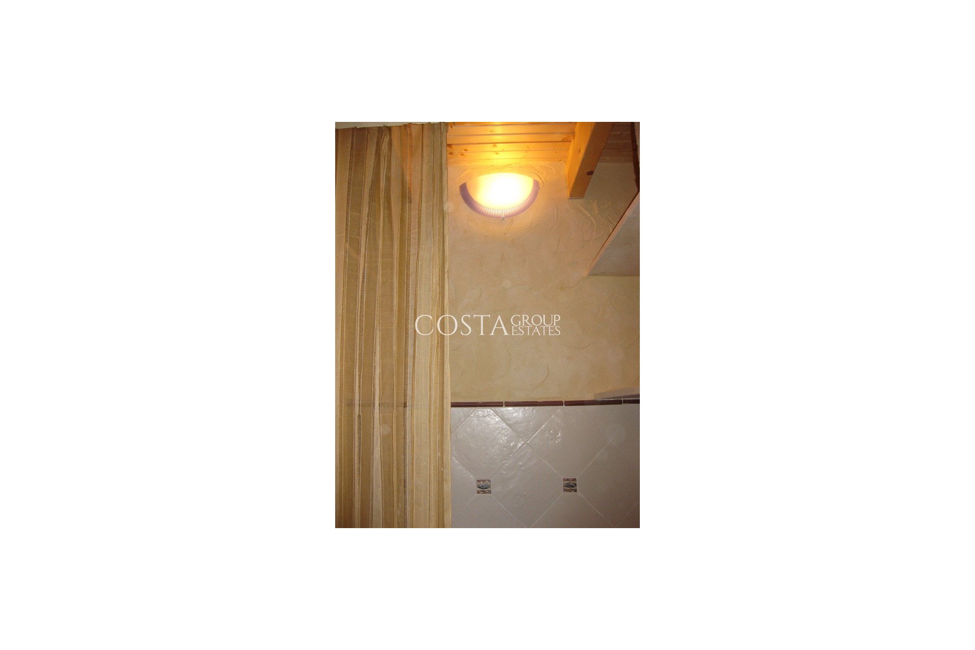 Herverkoop - Villa -
Benferri