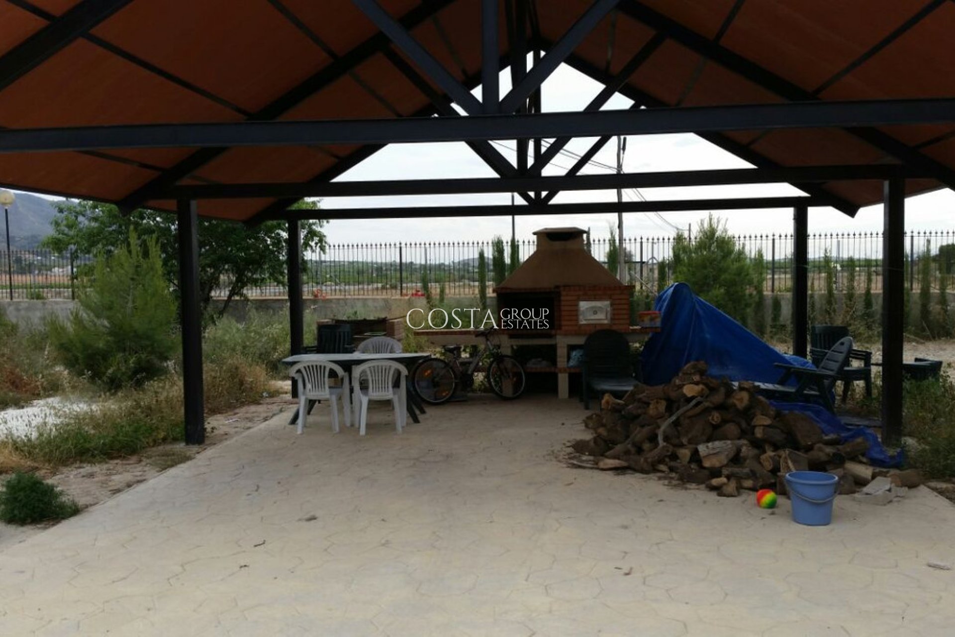 Herverkoop - Villa -
Benferri