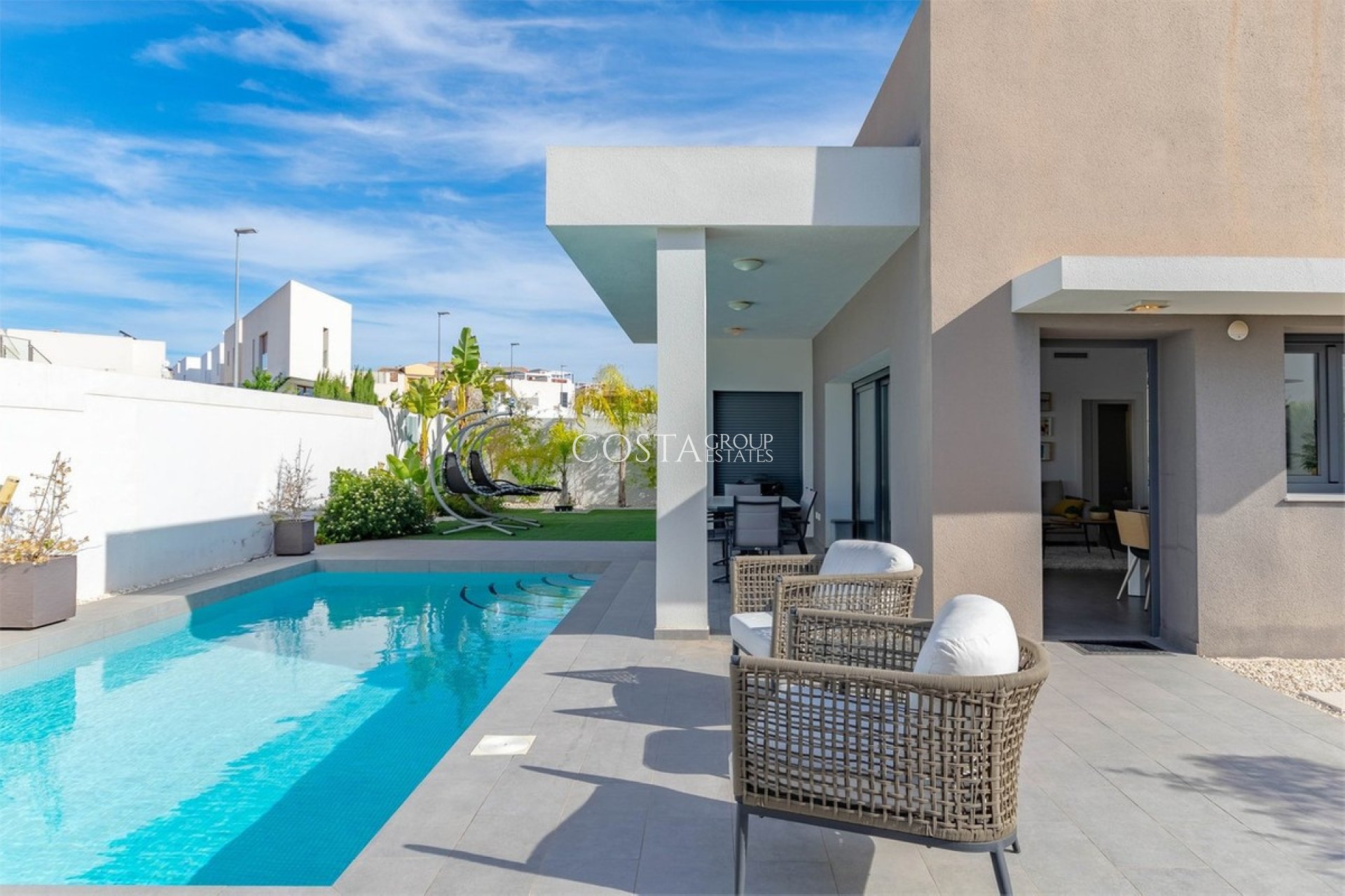 Herverkoop - Villa -
Benijofar