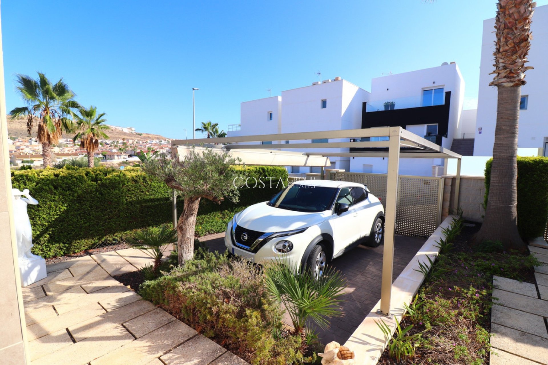 Herverkoop - Villa -
Benijofar