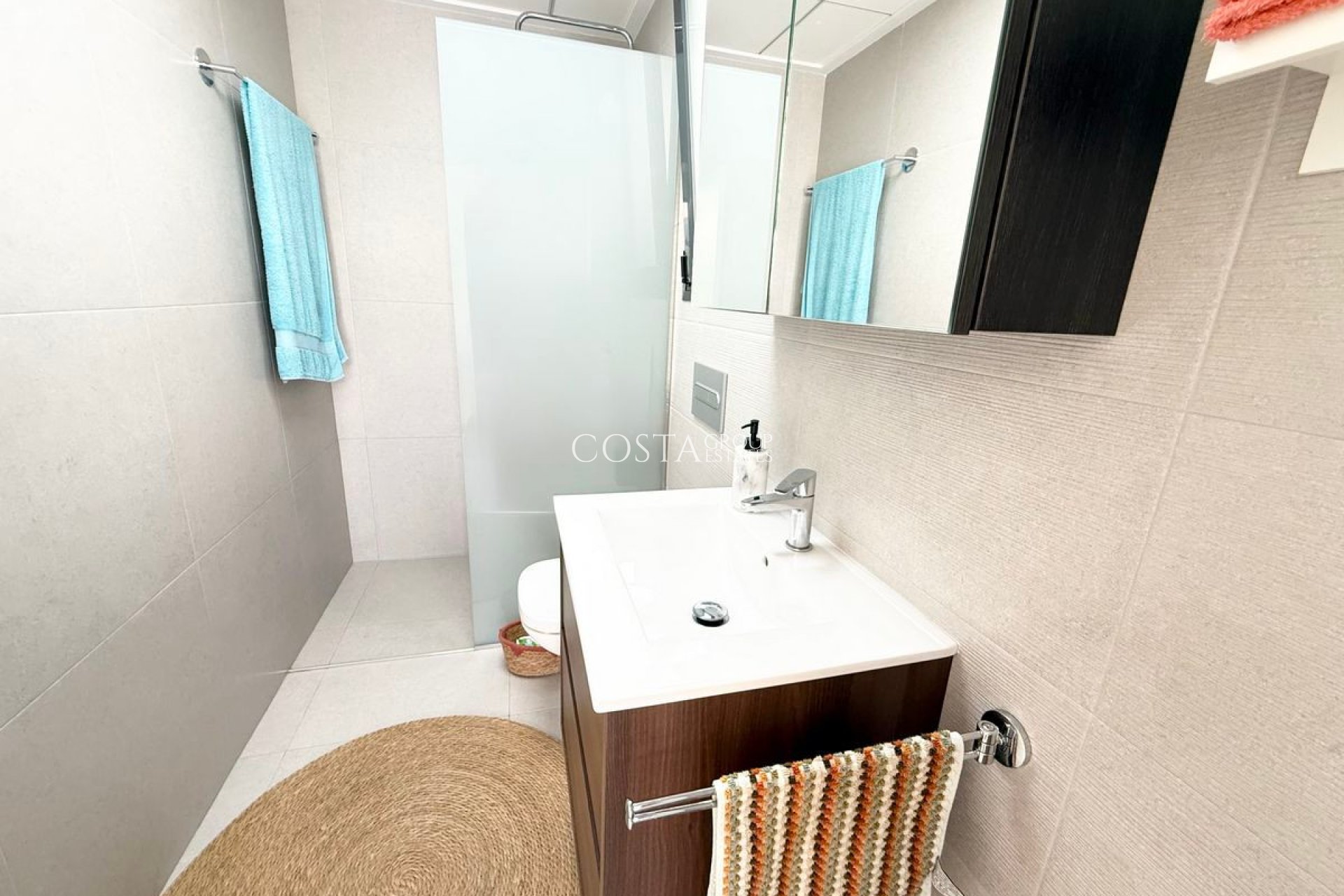 Herverkoop - Villa -
Benijofar