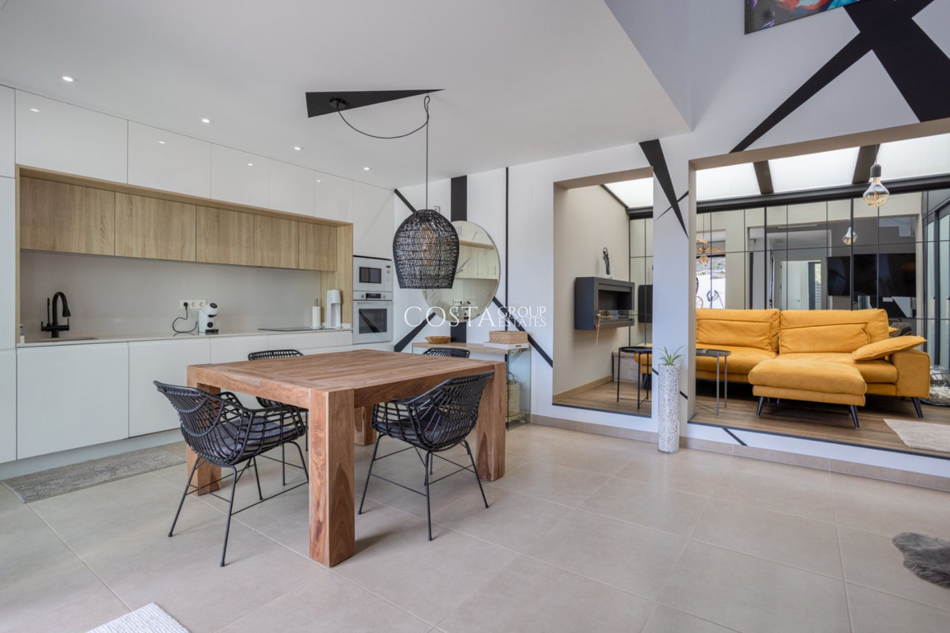 Herverkoop - Villa -
Benijofar