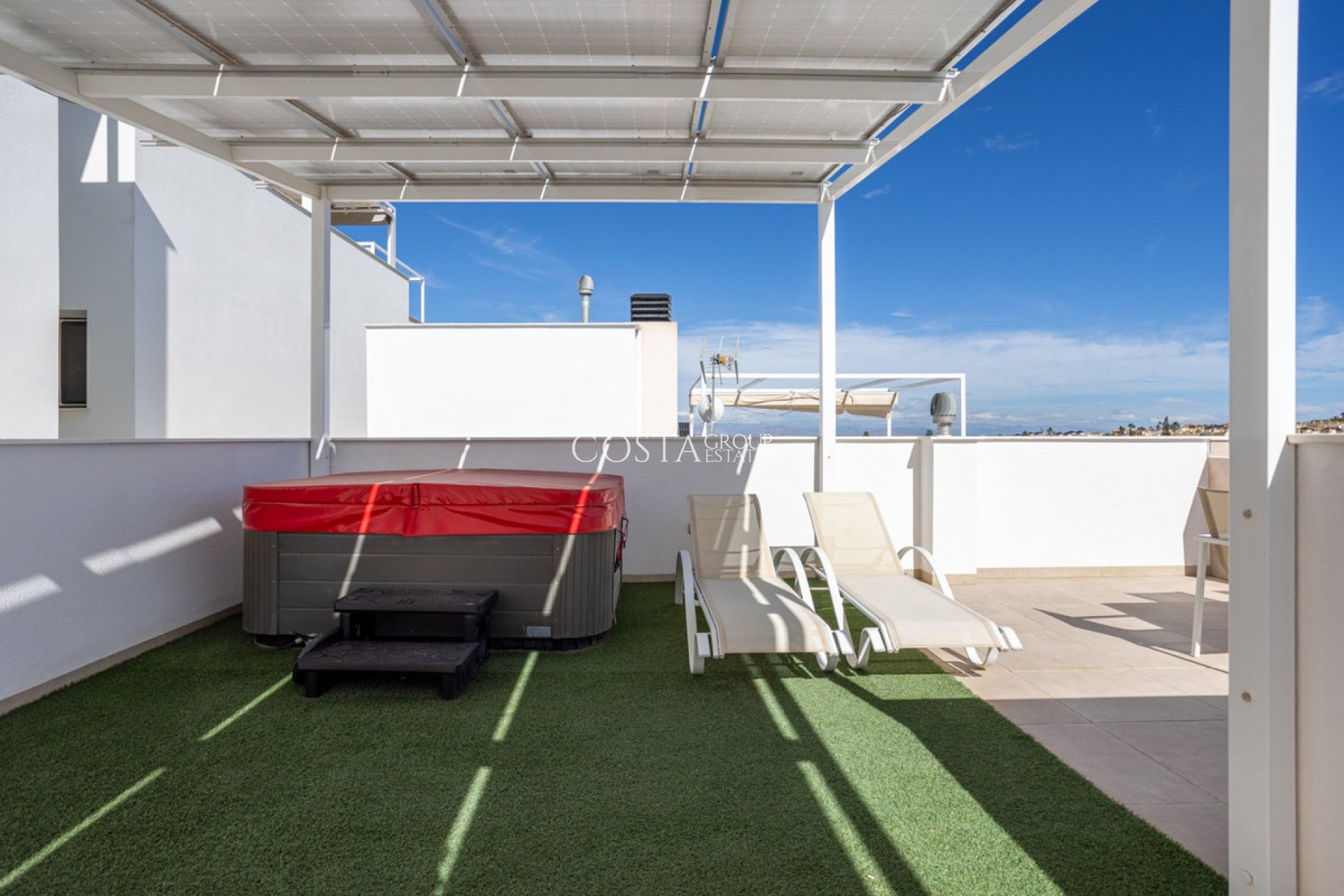 Herverkoop - Villa -
Benijofar