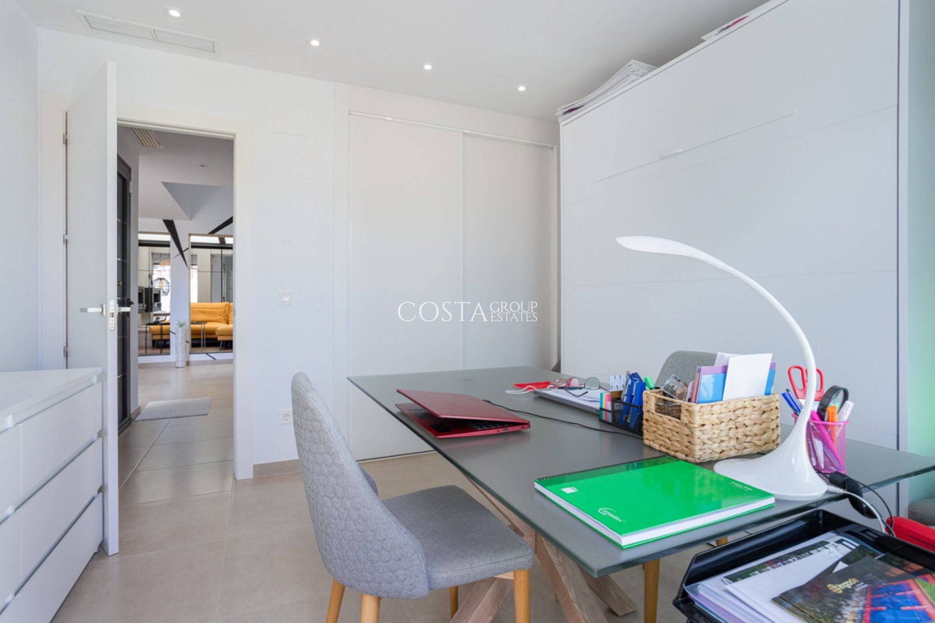 Herverkoop - Villa -
Benijofar