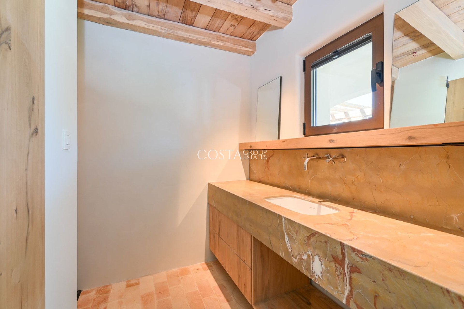 Herverkoop - Villa -
Benissa - Benissa Centro