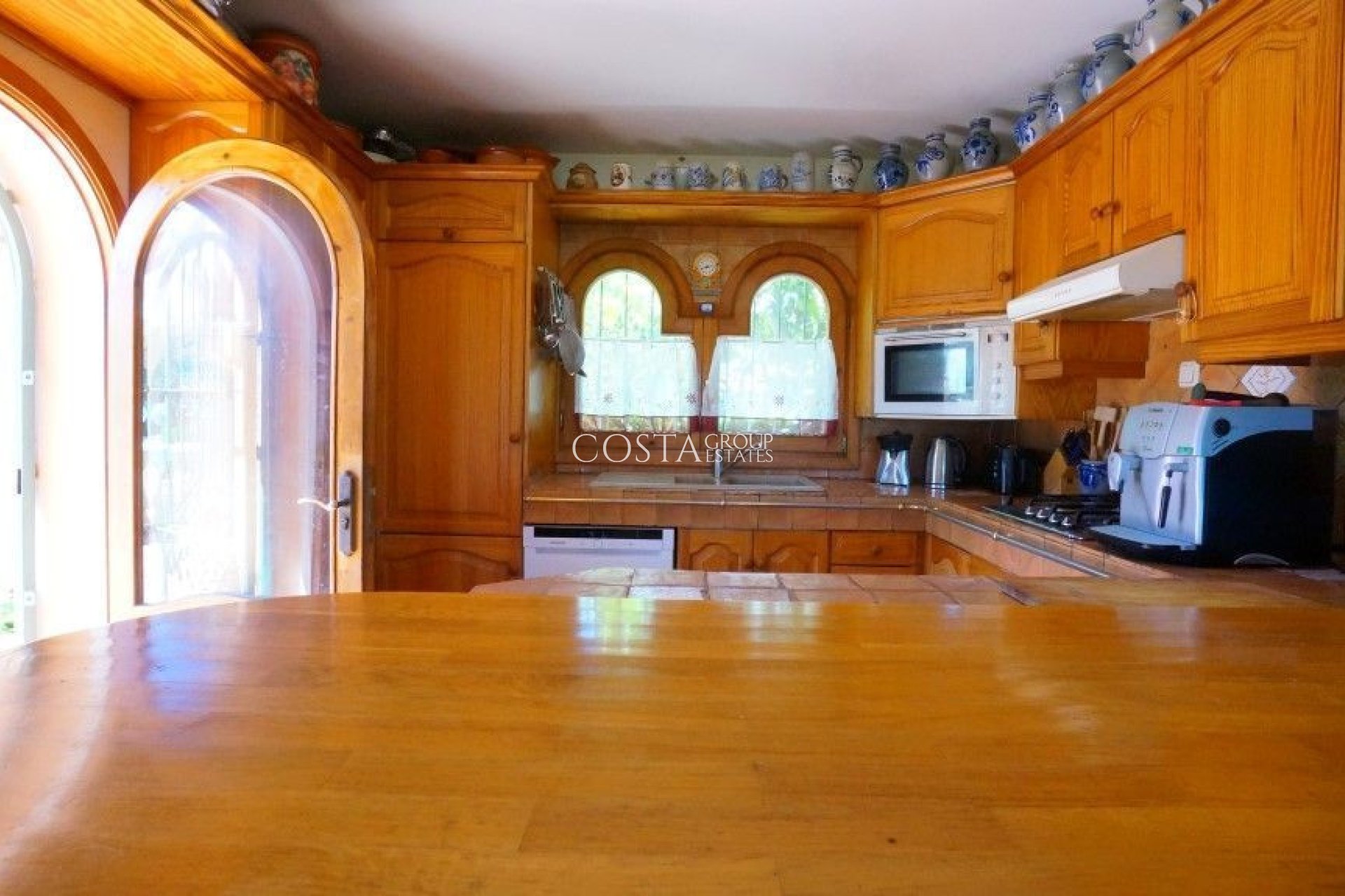 Herverkoop - Villa -
Benissa - Benissa Centro