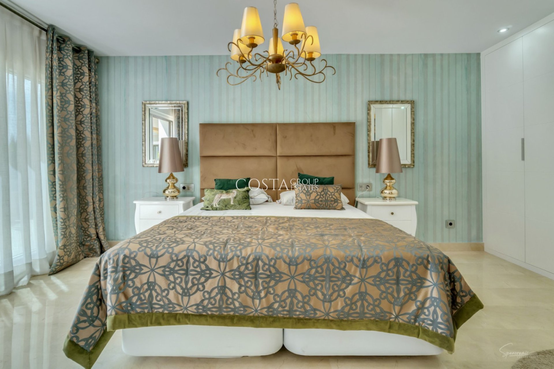 Herverkoop - Villa -
Benissa - Benissa Centro