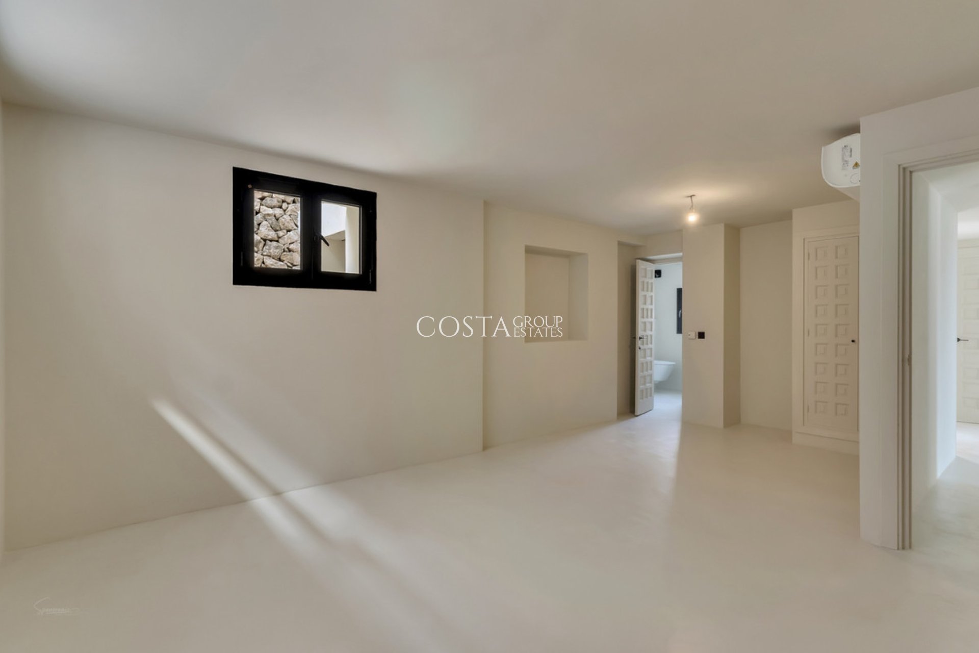 Herverkoop - Villa -
Benissa - Benissa Centro