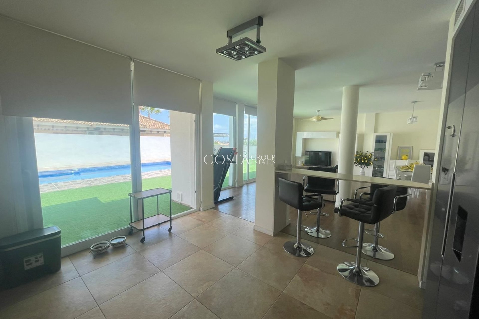 Herverkoop - Villa -
Bigastro