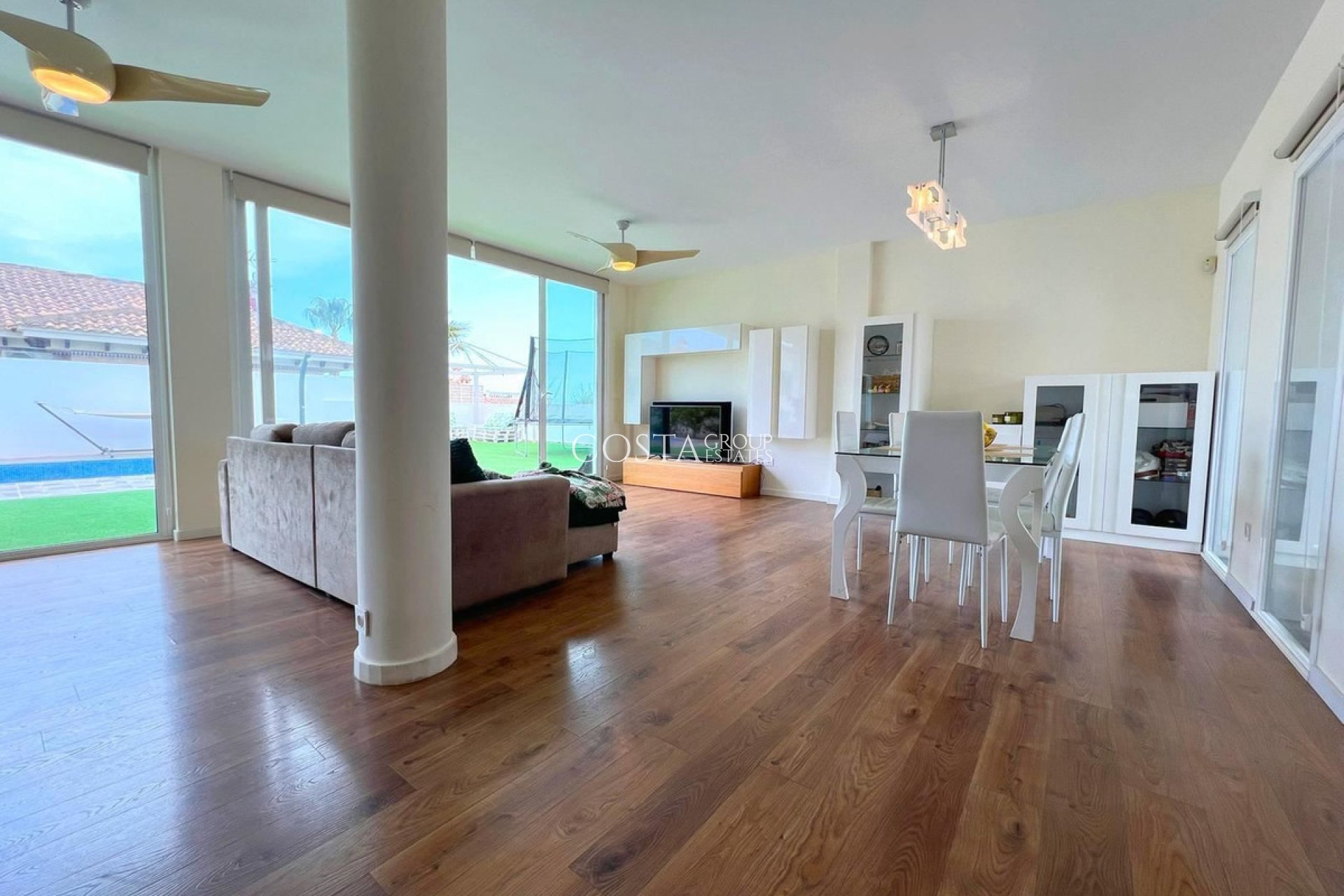 Herverkoop - Villa -
Bigastro