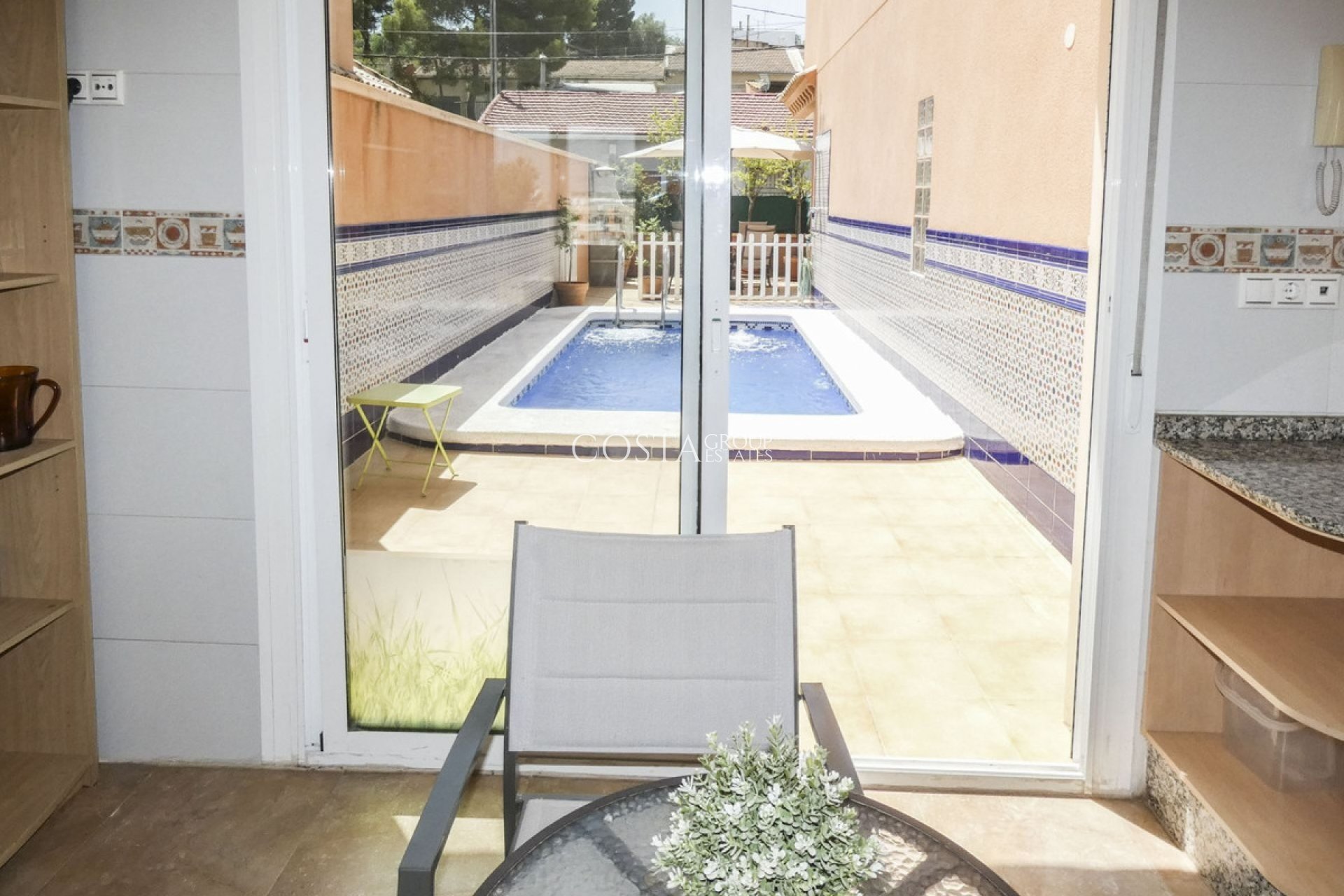 Herverkoop - Villa -
Bigastro