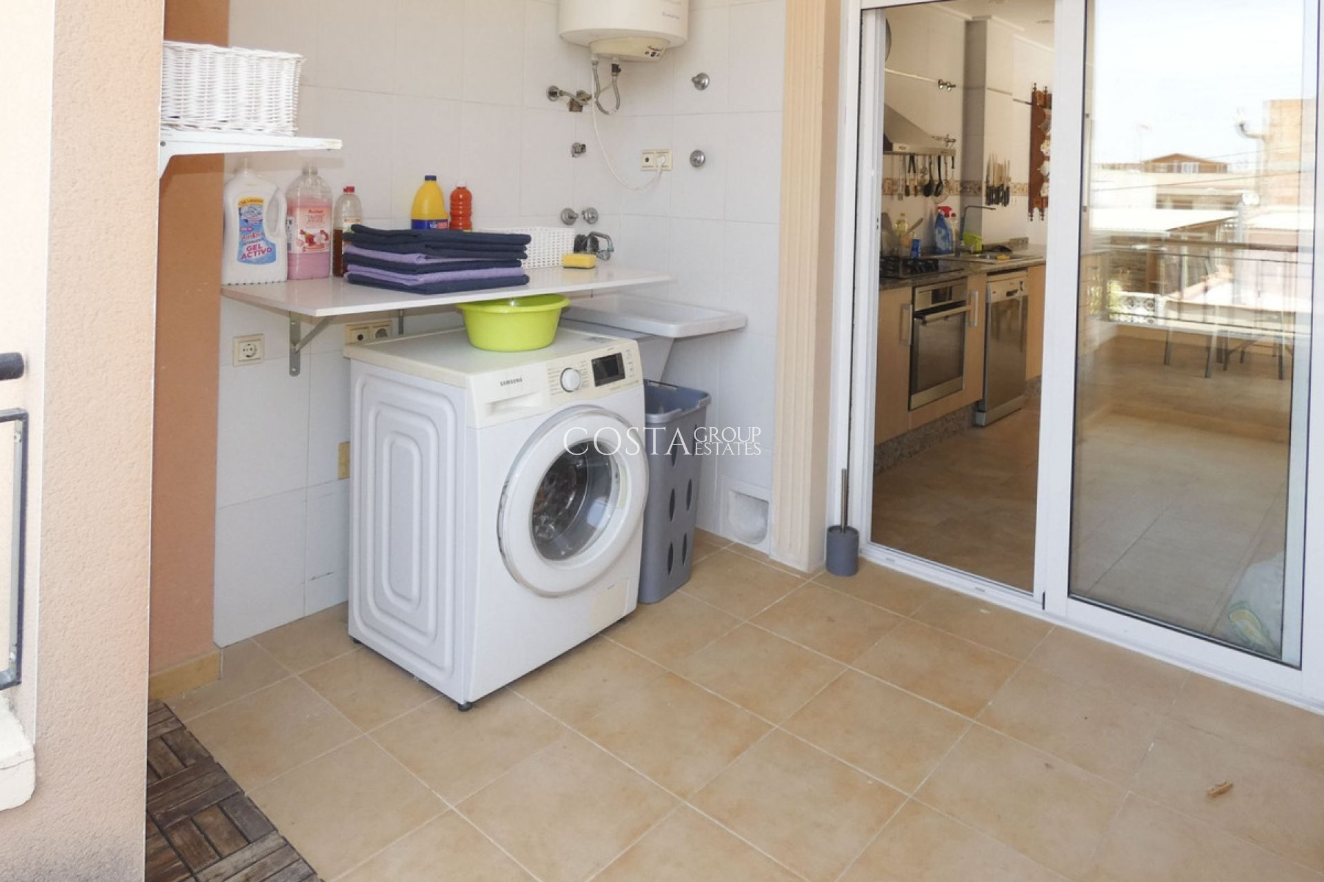 Herverkoop - Villa -
Bigastro