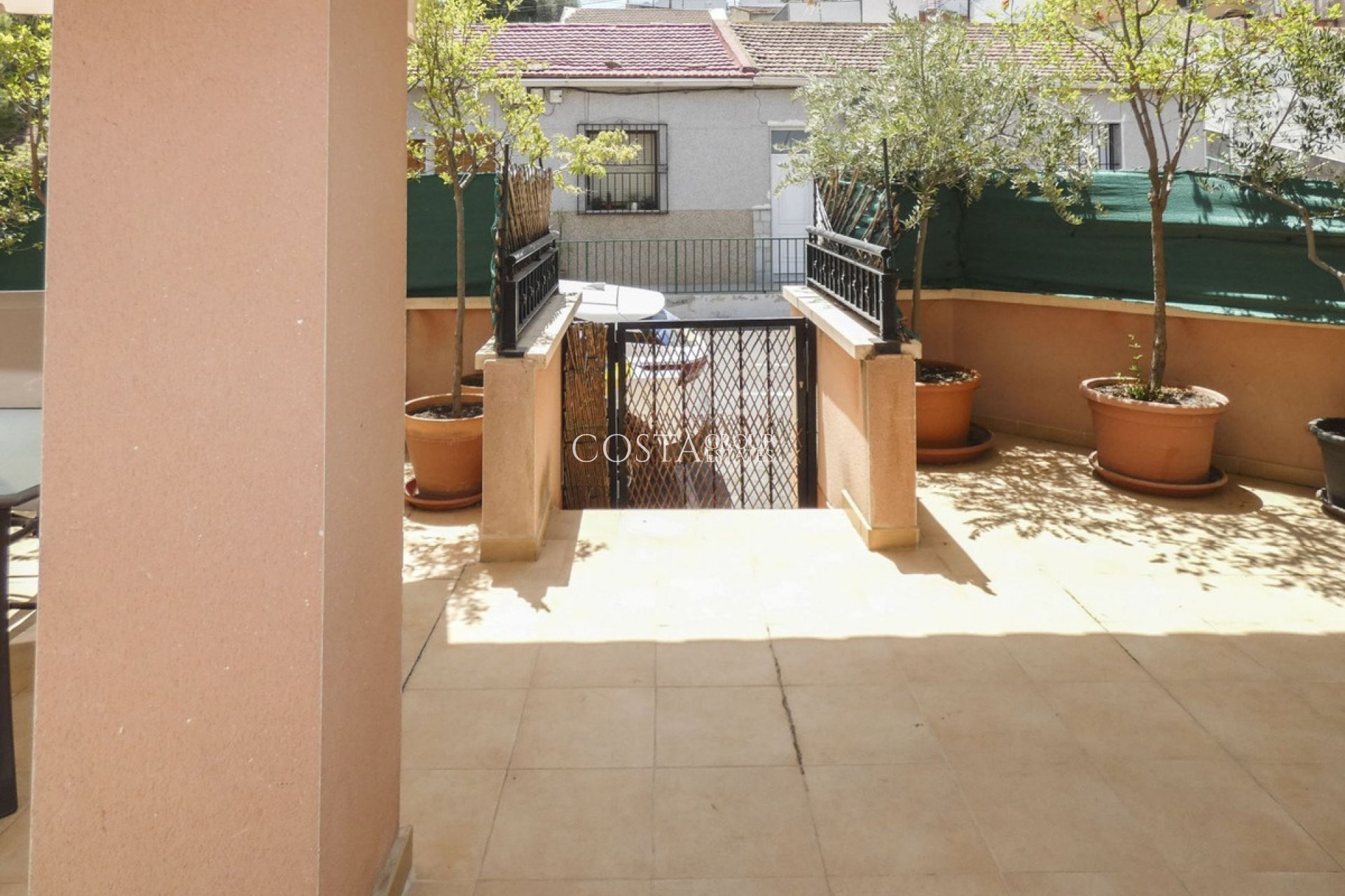 Herverkoop - Villa -
Bigastro