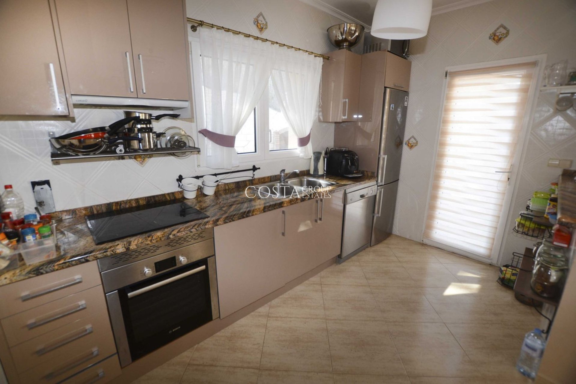 Herverkoop - Villa -
Calpe - Calpe Centro