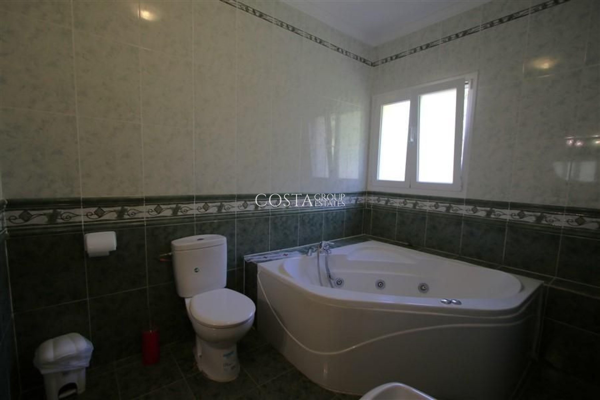 Herverkoop - Villa -
Calpe - Calpe Centro