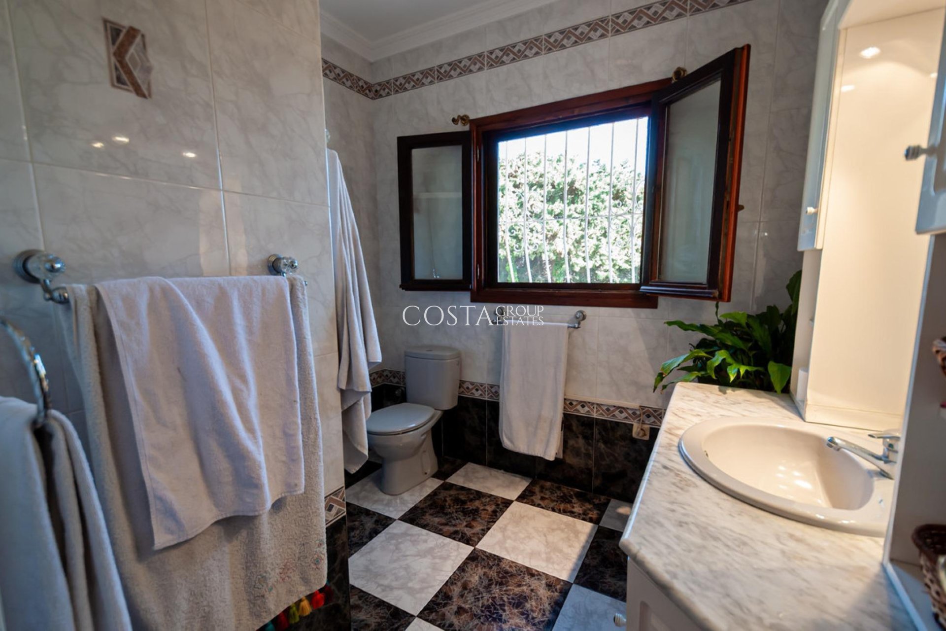 Herverkoop - Villa -
Calpe - Calpe Centro