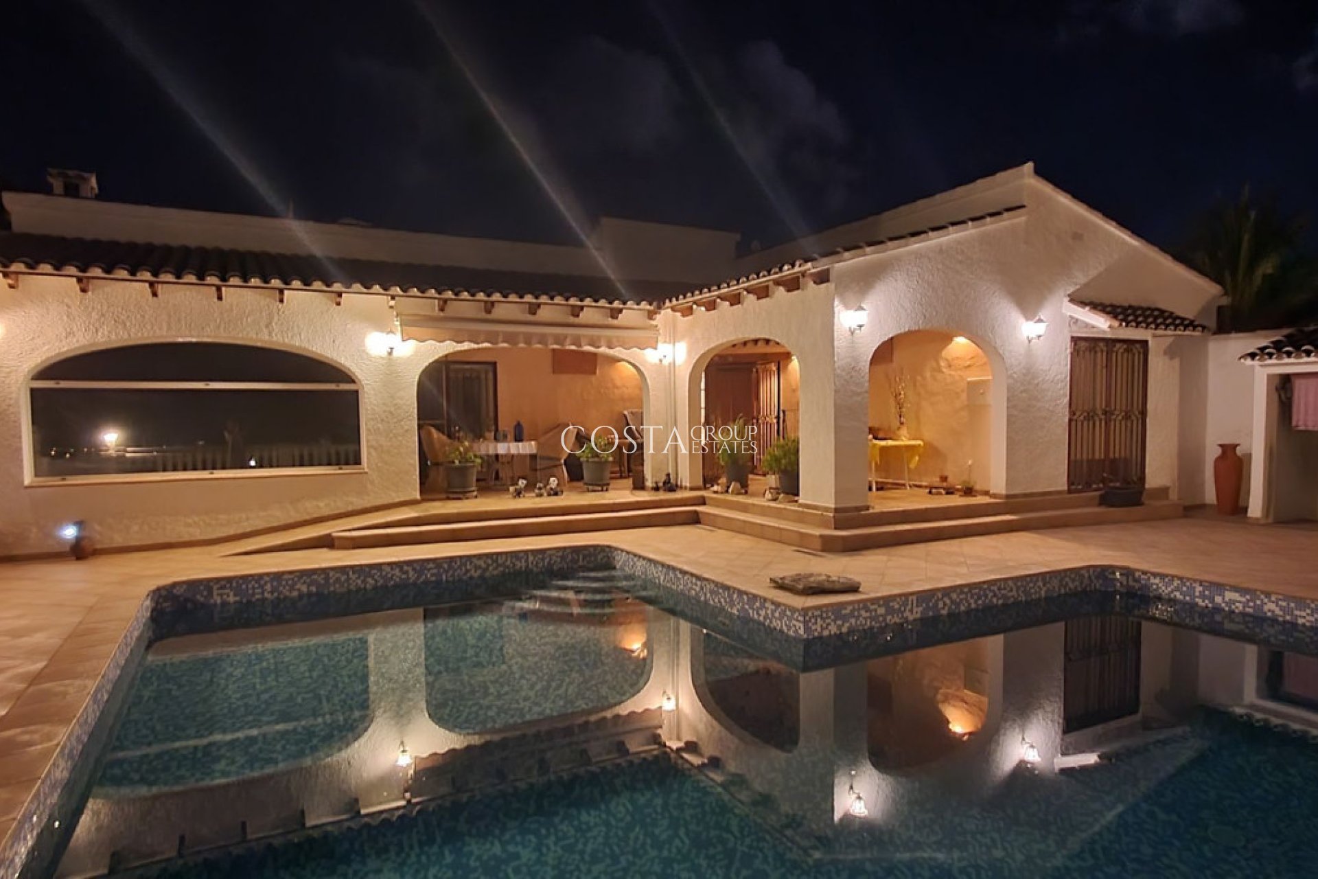 Herverkoop - Villa -
Calpe - Calpe Centro