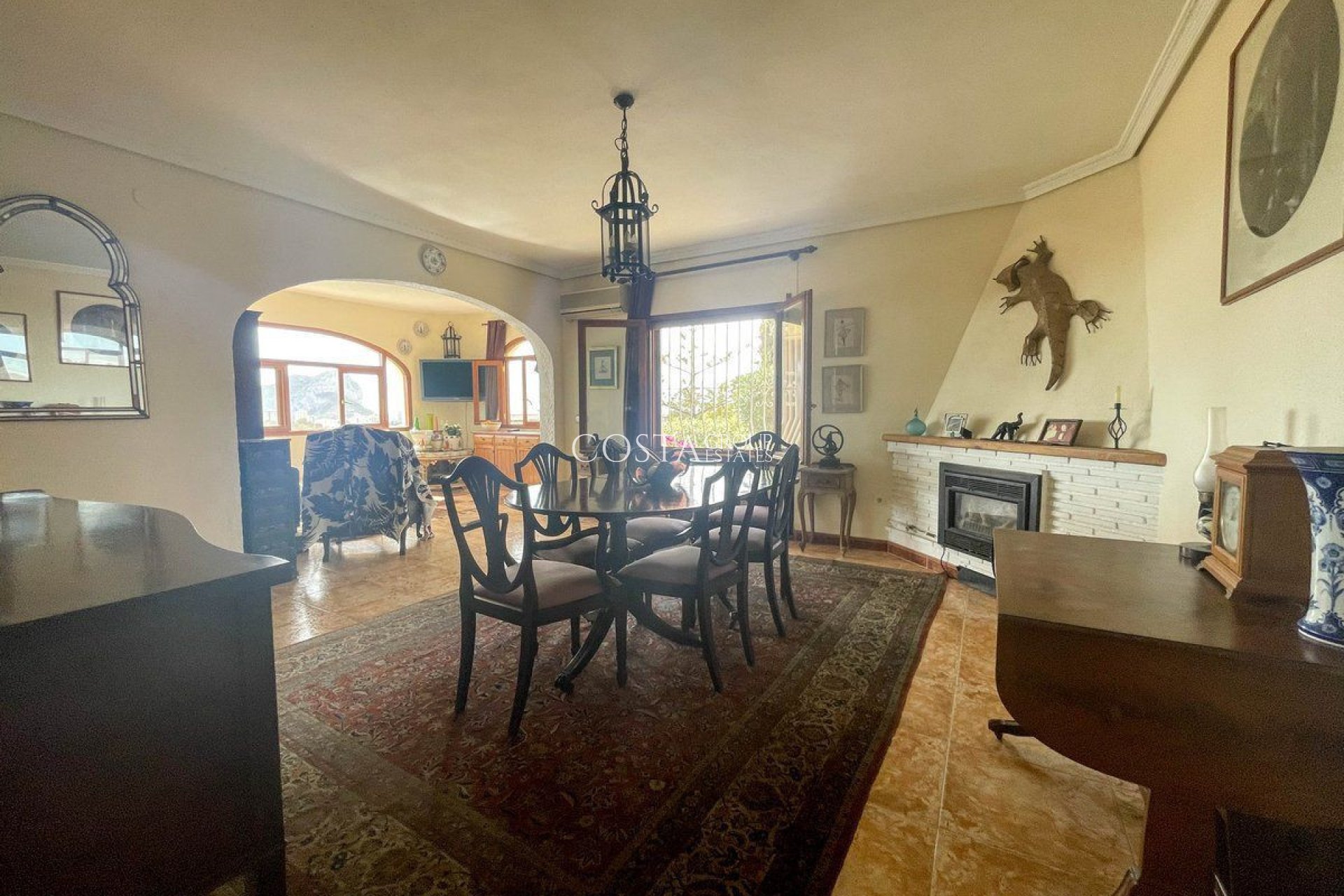 Herverkoop - Villa -
Calpe - Calpe Centro
