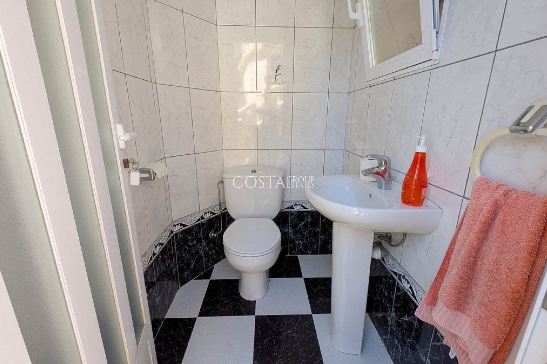 Herverkoop - Villa -
Calpe - Calpe Centro