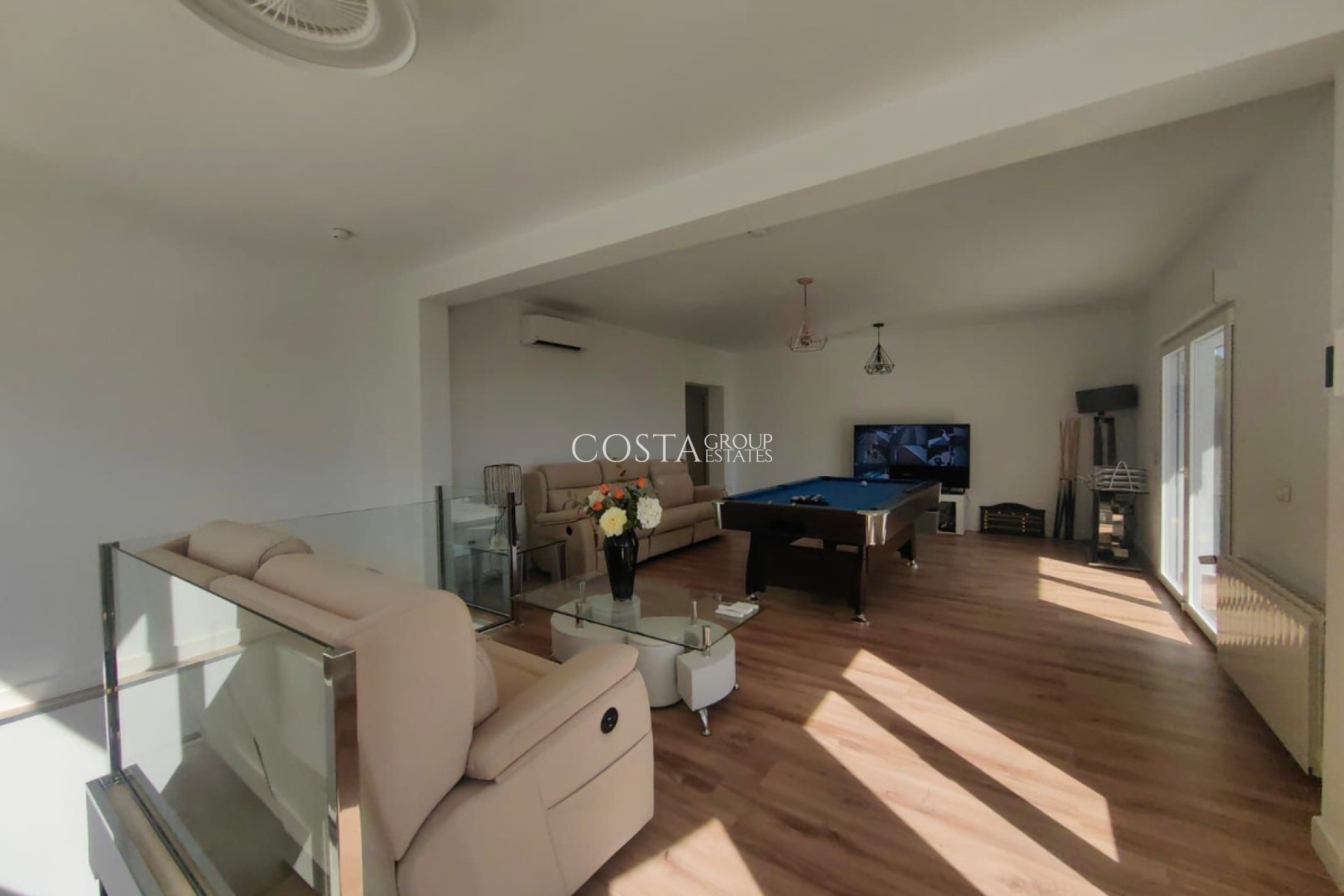 Herverkoop - Villa -
Calpe - Calpe Centro