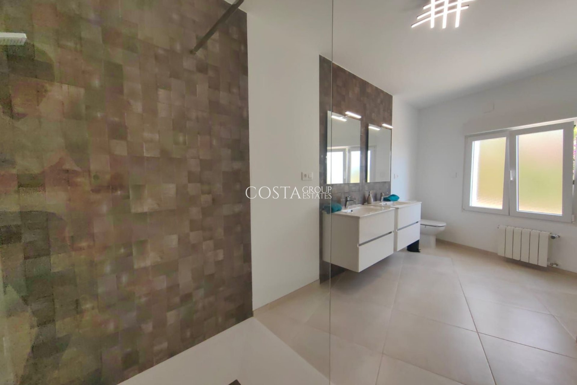 Herverkoop - Villa -
Calpe - Calpe Centro