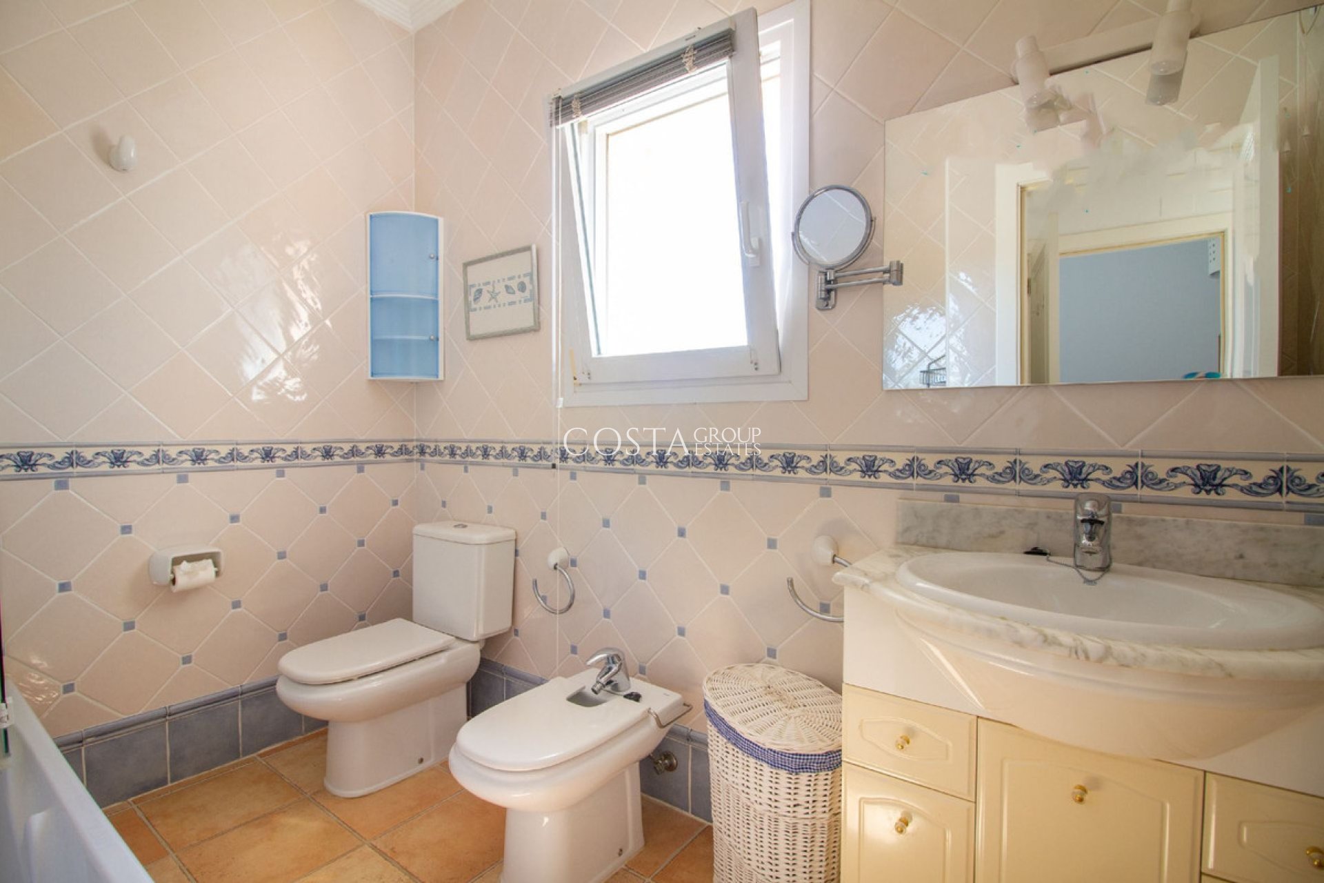 Herverkoop - Villa -
Calpe - Calpe Centro