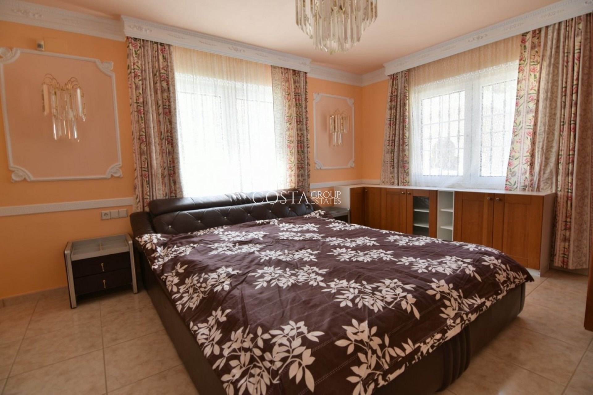 Herverkoop - Villa -
Calpe - Calpe Centro