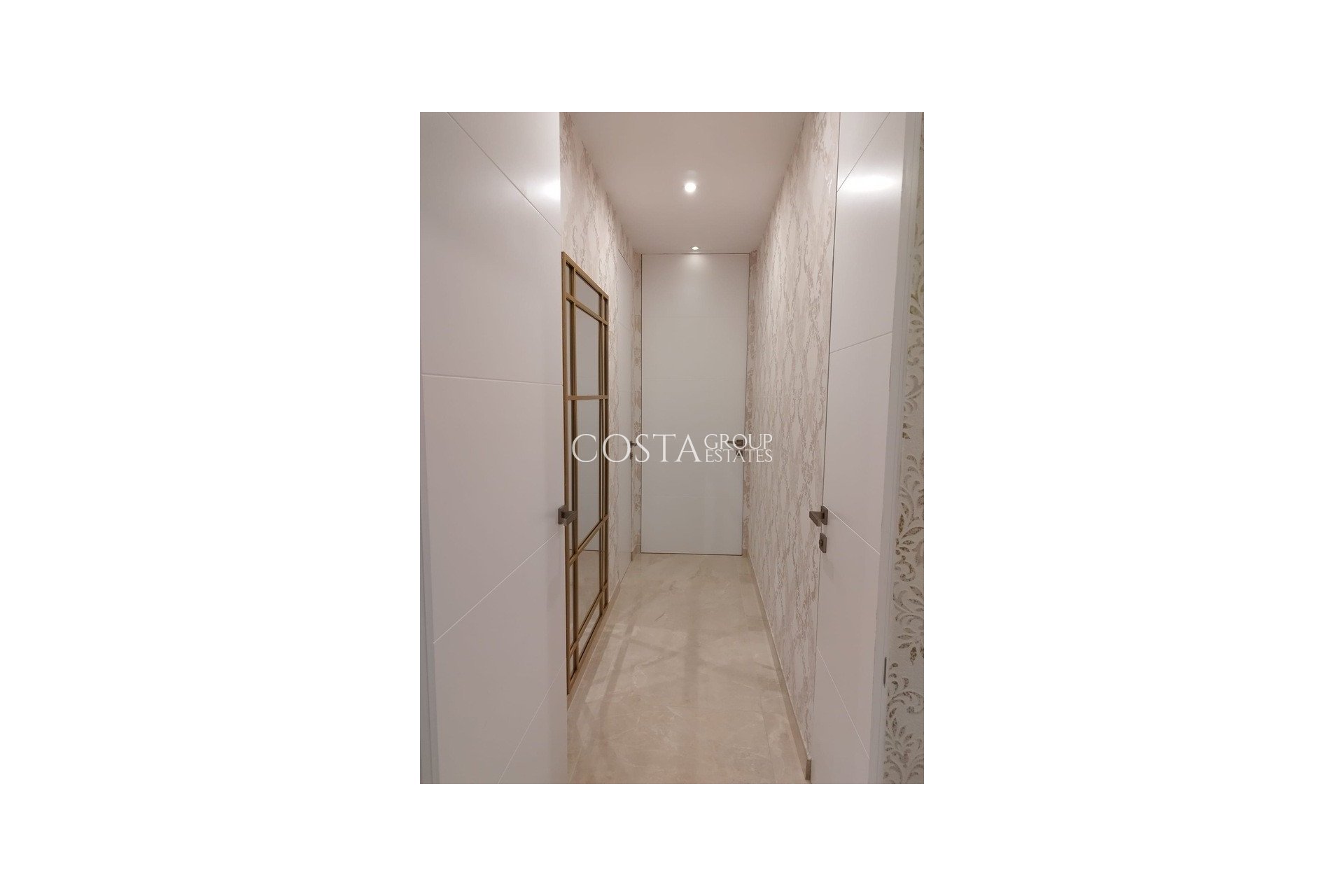 Herverkoop - Villa -
Calpe - Calpe Centro