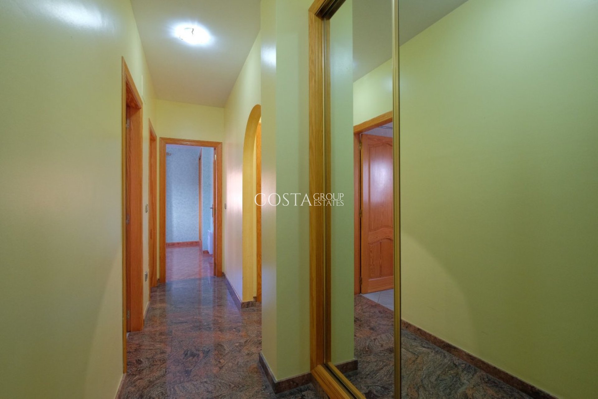 Herverkoop - Villa -
Calpe - Calpe Centro