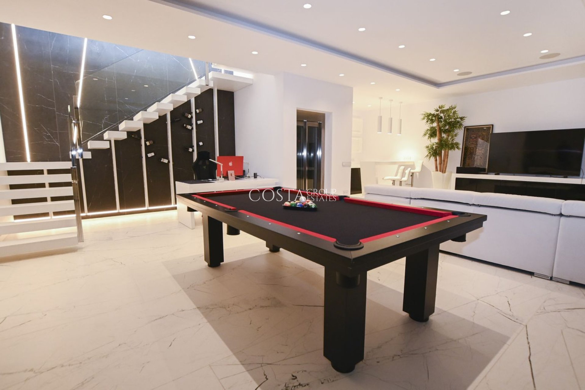 Herverkoop - Villa -
Calpe - Calpe Centro