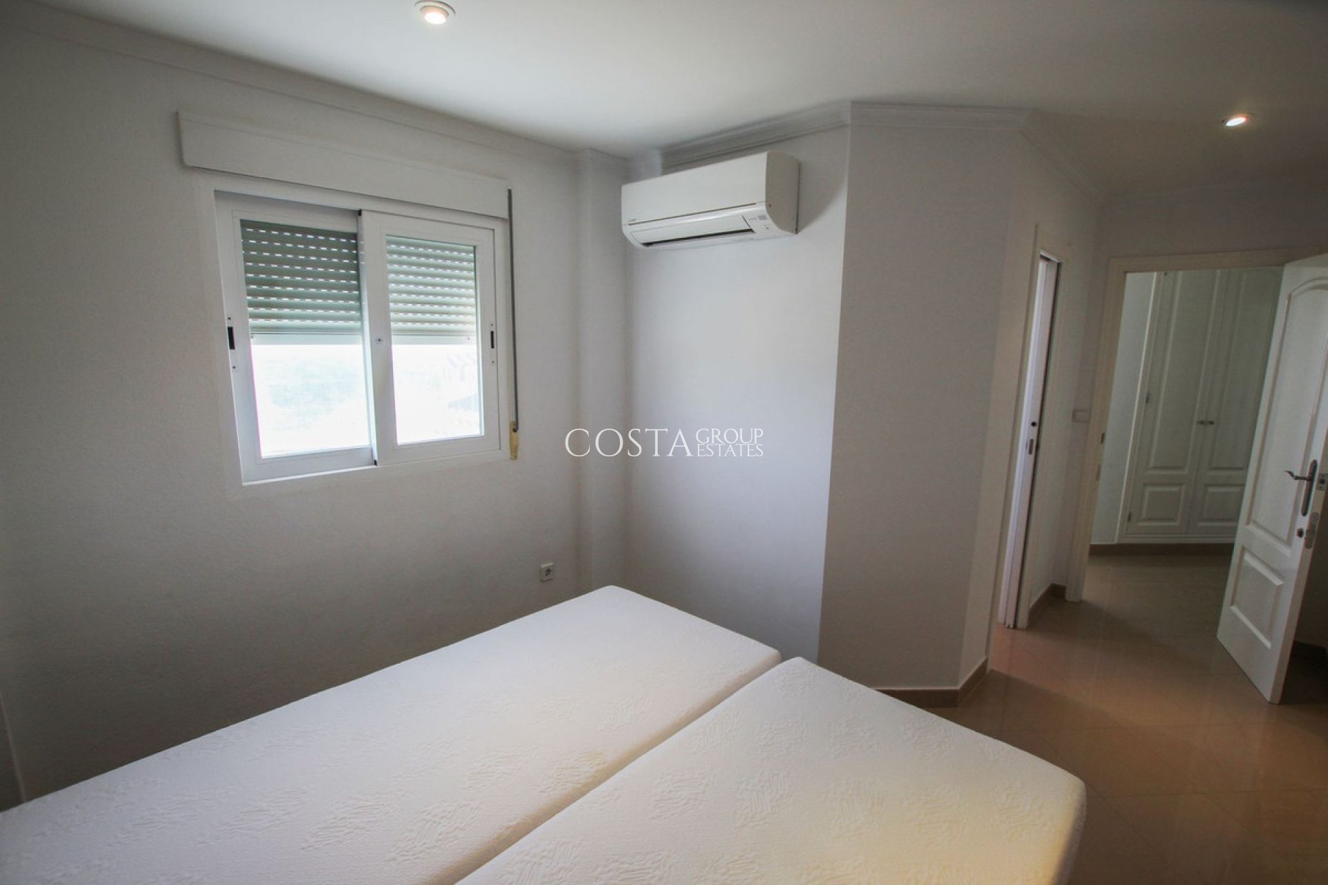 Herverkoop - Villa -
Calpe - Calpe Centro