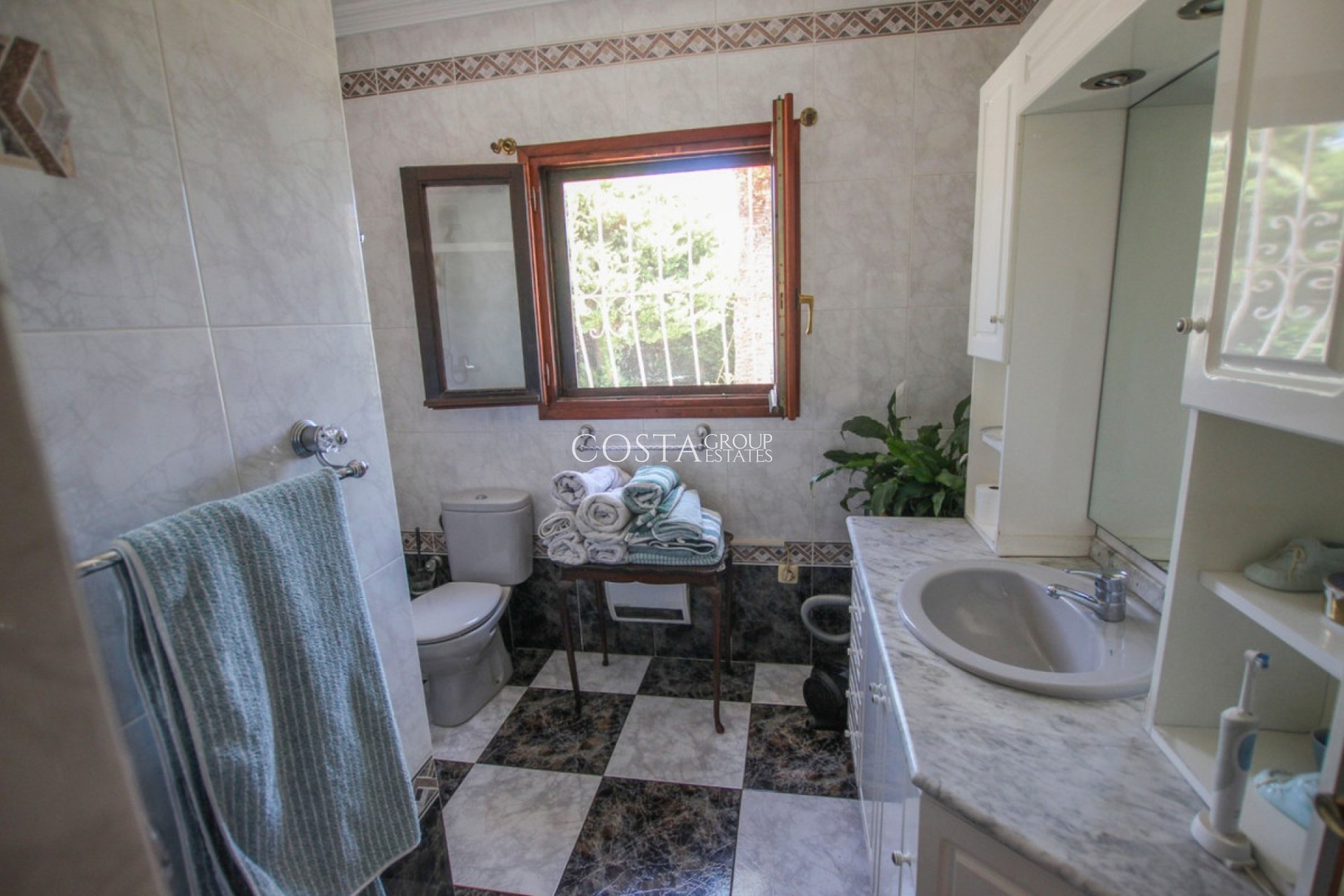 Herverkoop - Villa -
Calpe - Calpe Centro