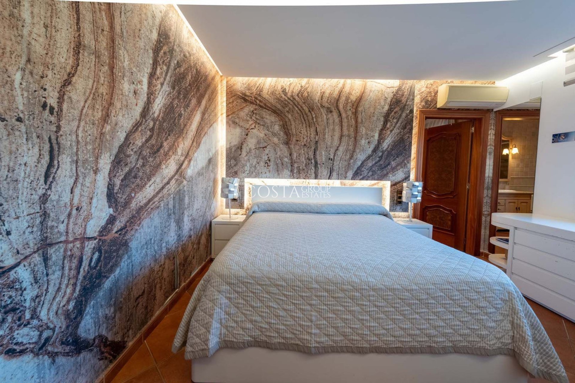 Herverkoop - Villa -
Calpe - Calpe Centro