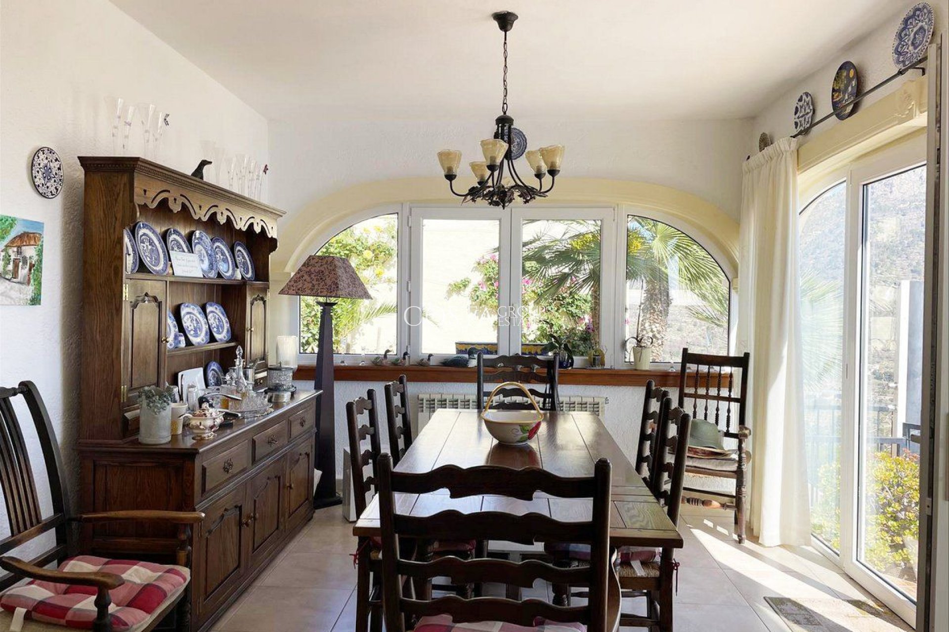 Herverkoop - Villa -
Calpe - Calpe Centro