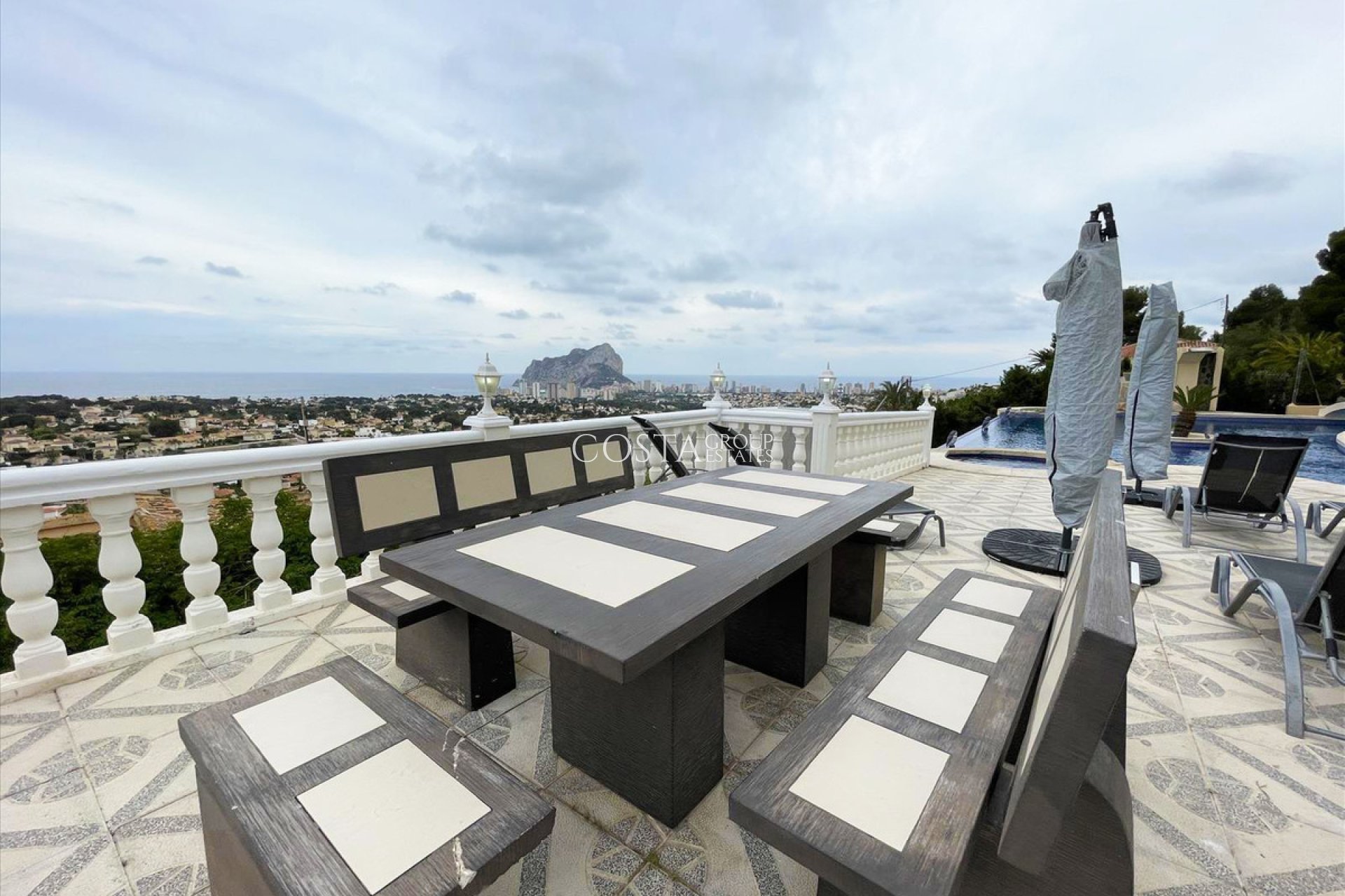 Herverkoop - Villa -
Calpe - Calpe Centro