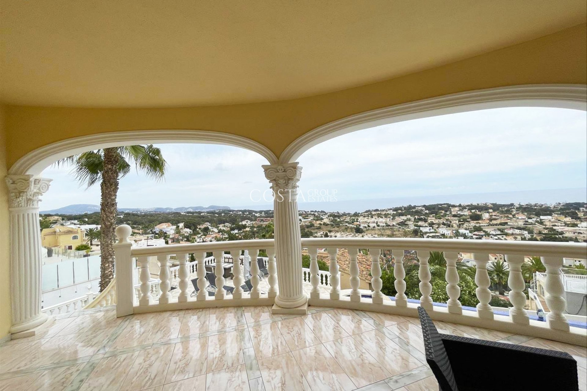 Herverkoop - Villa -
Calpe - Calpe Centro