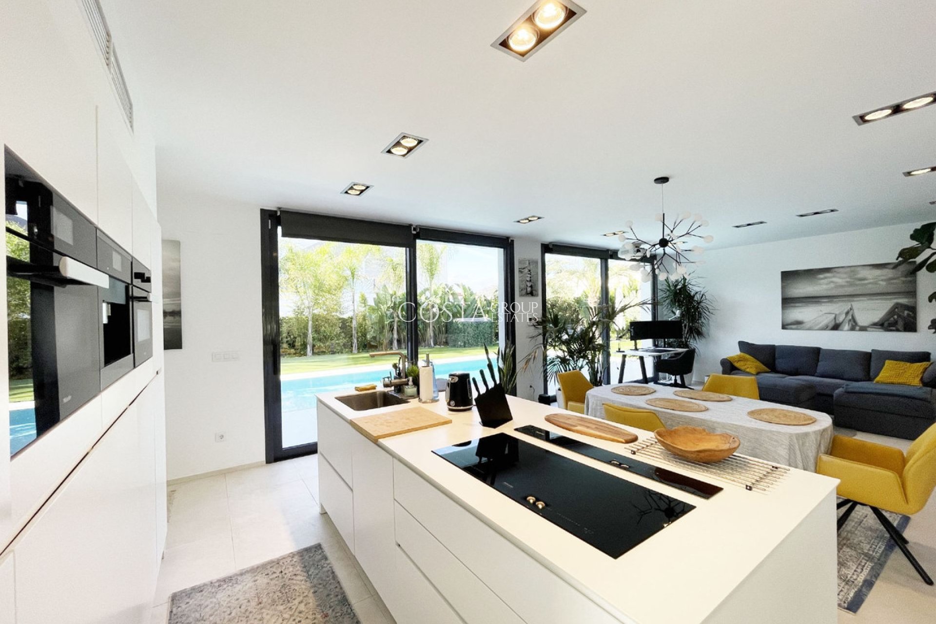 Herverkoop - Villa -
Calpe - Calpe Centro