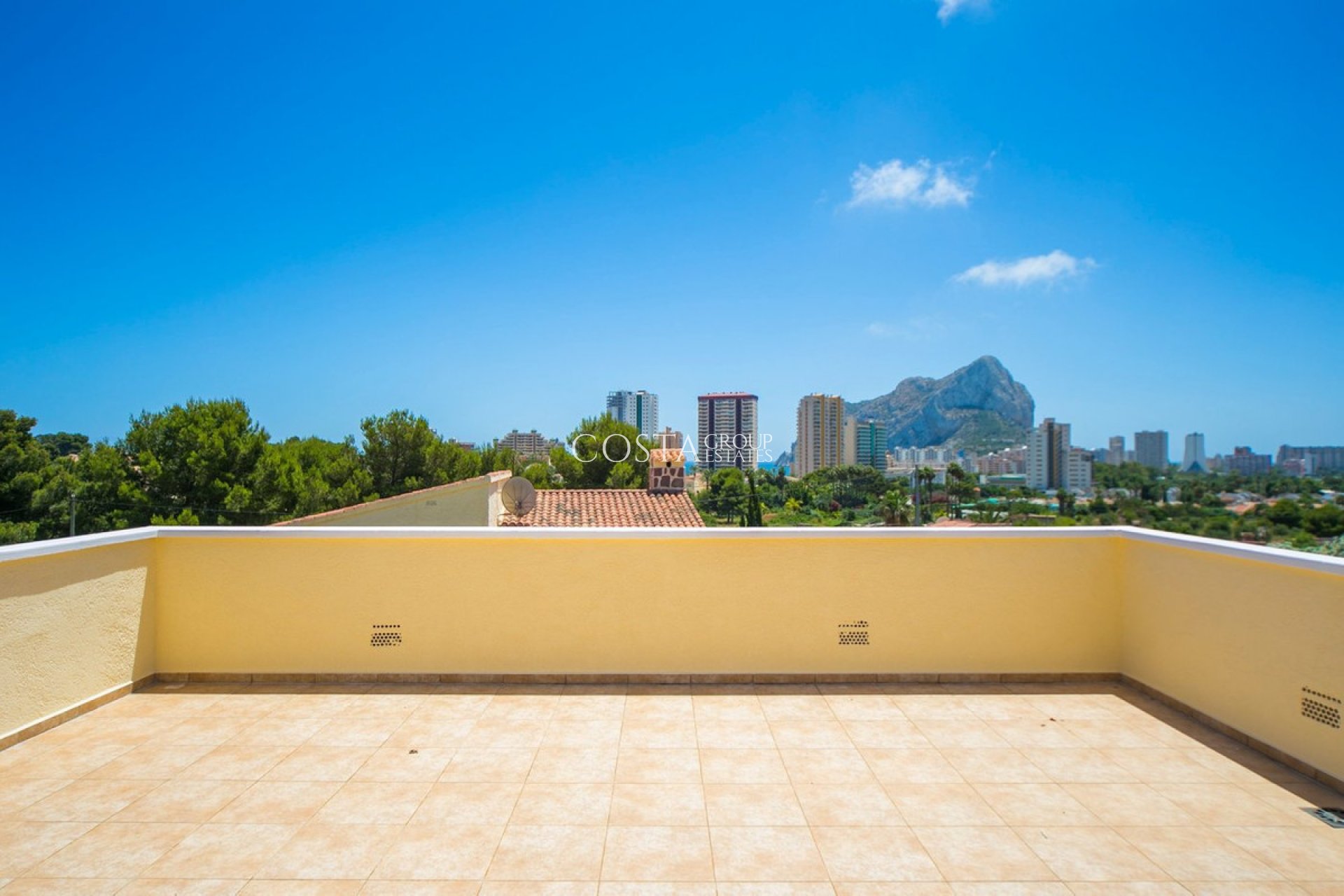 Herverkoop - Villa -
Calpe - Calpe Centro