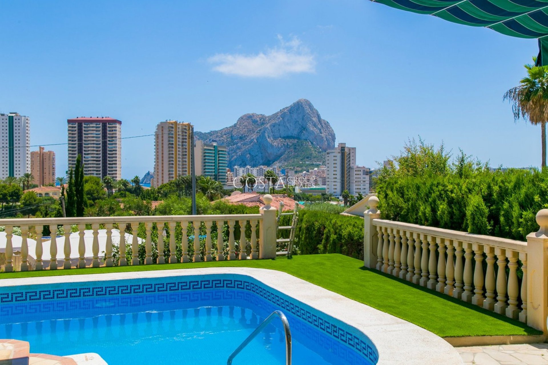 Herverkoop - Villa -
Calpe - Calpe Centro