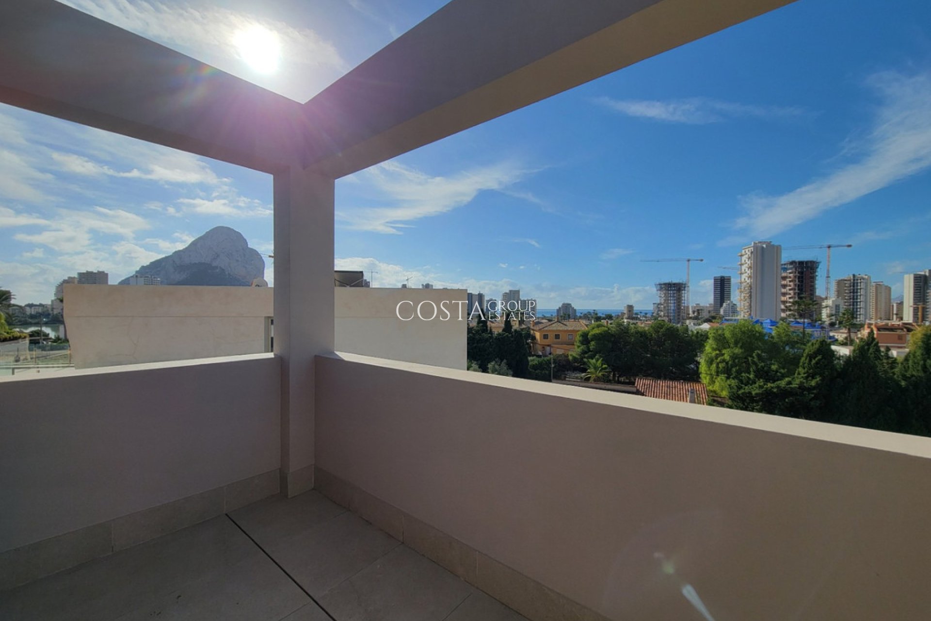 Herverkoop - Villa -
Calpe - Calpe Centro