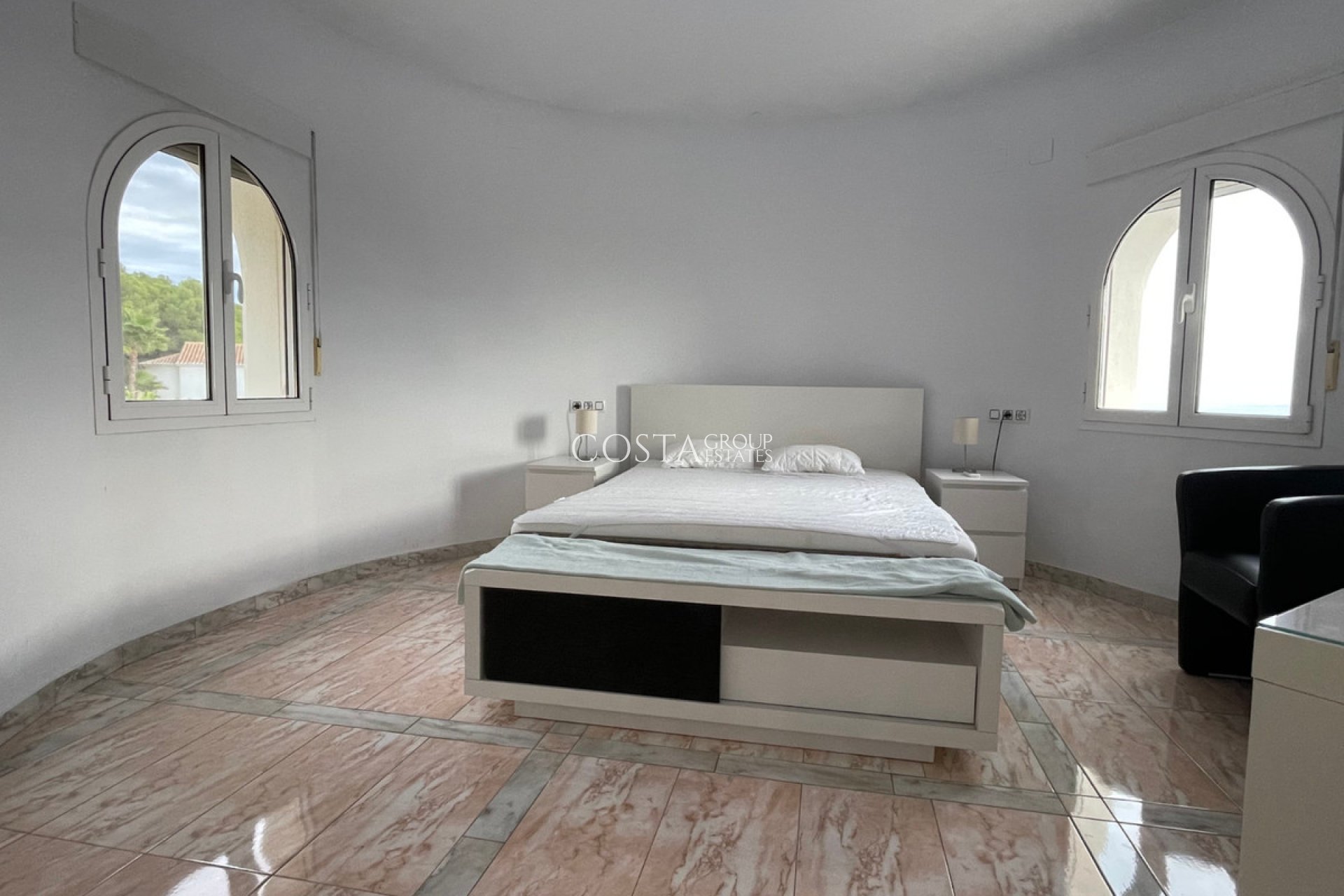 Herverkoop - Villa -
Calpe - Calpe Centro