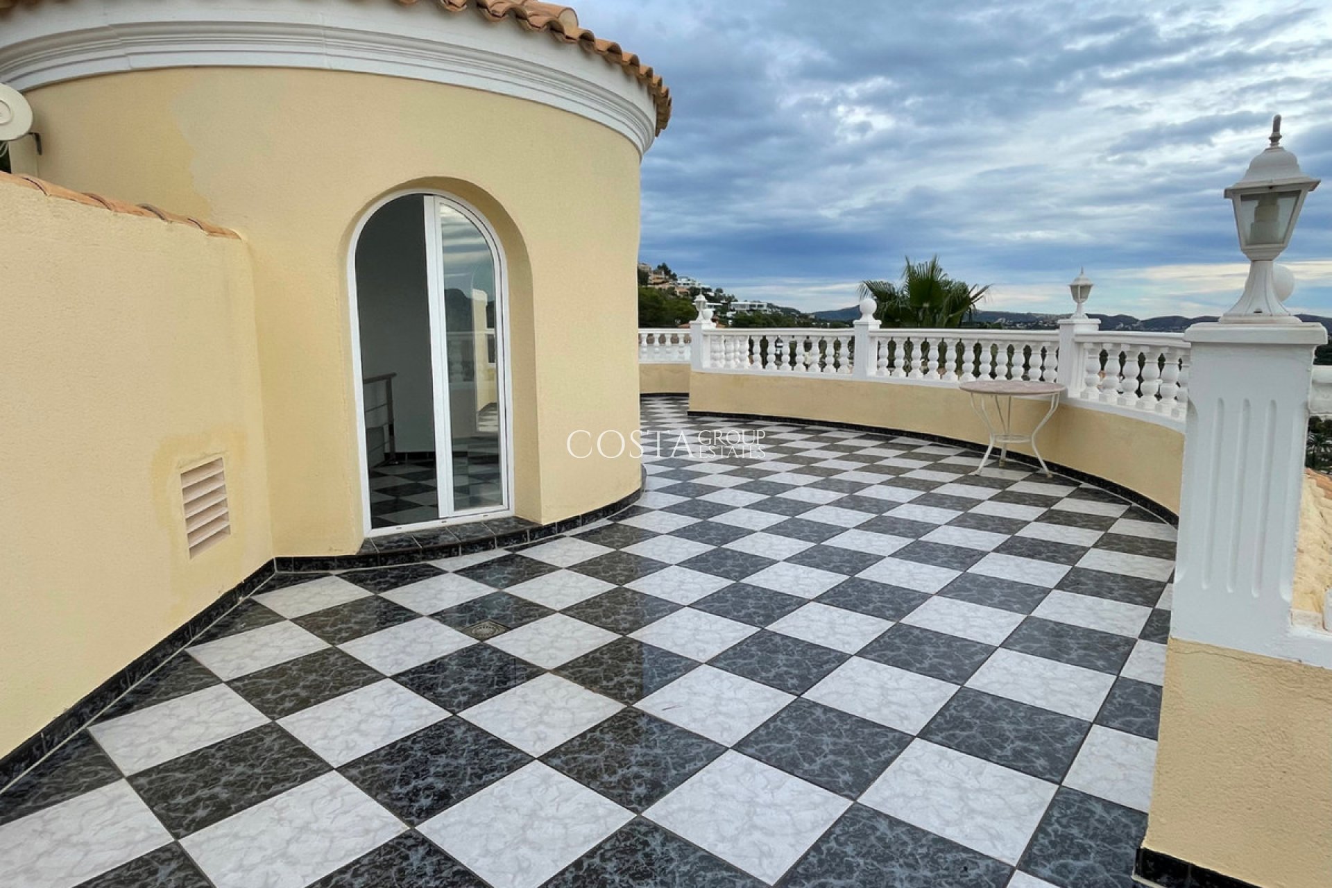 Herverkoop - Villa -
Calpe - Calpe Centro