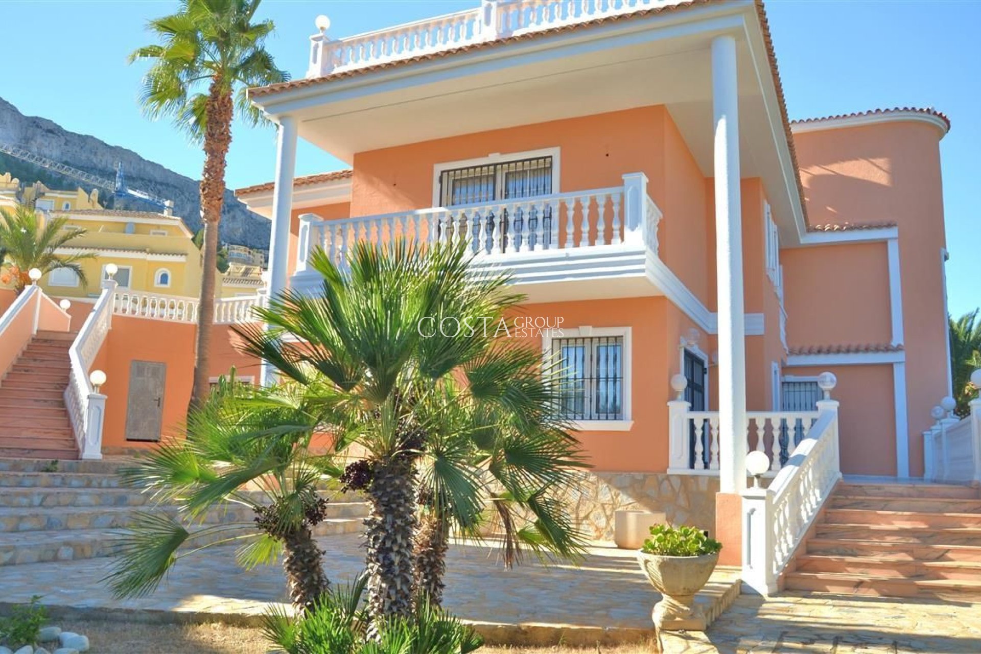 Herverkoop - Villa -
Calpe - Calpe Centro