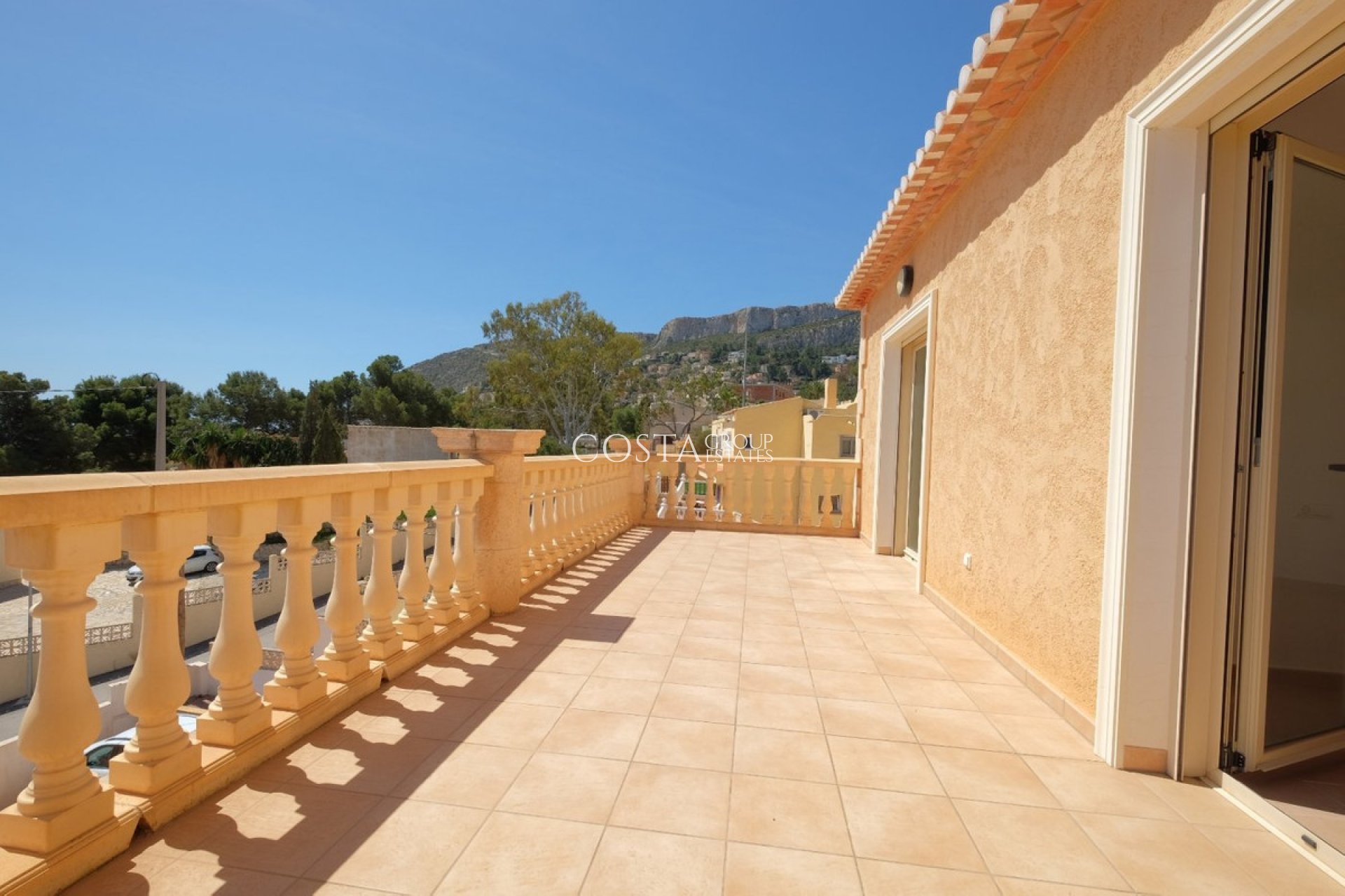 Herverkoop - Villa -
Calpe - la Canuta