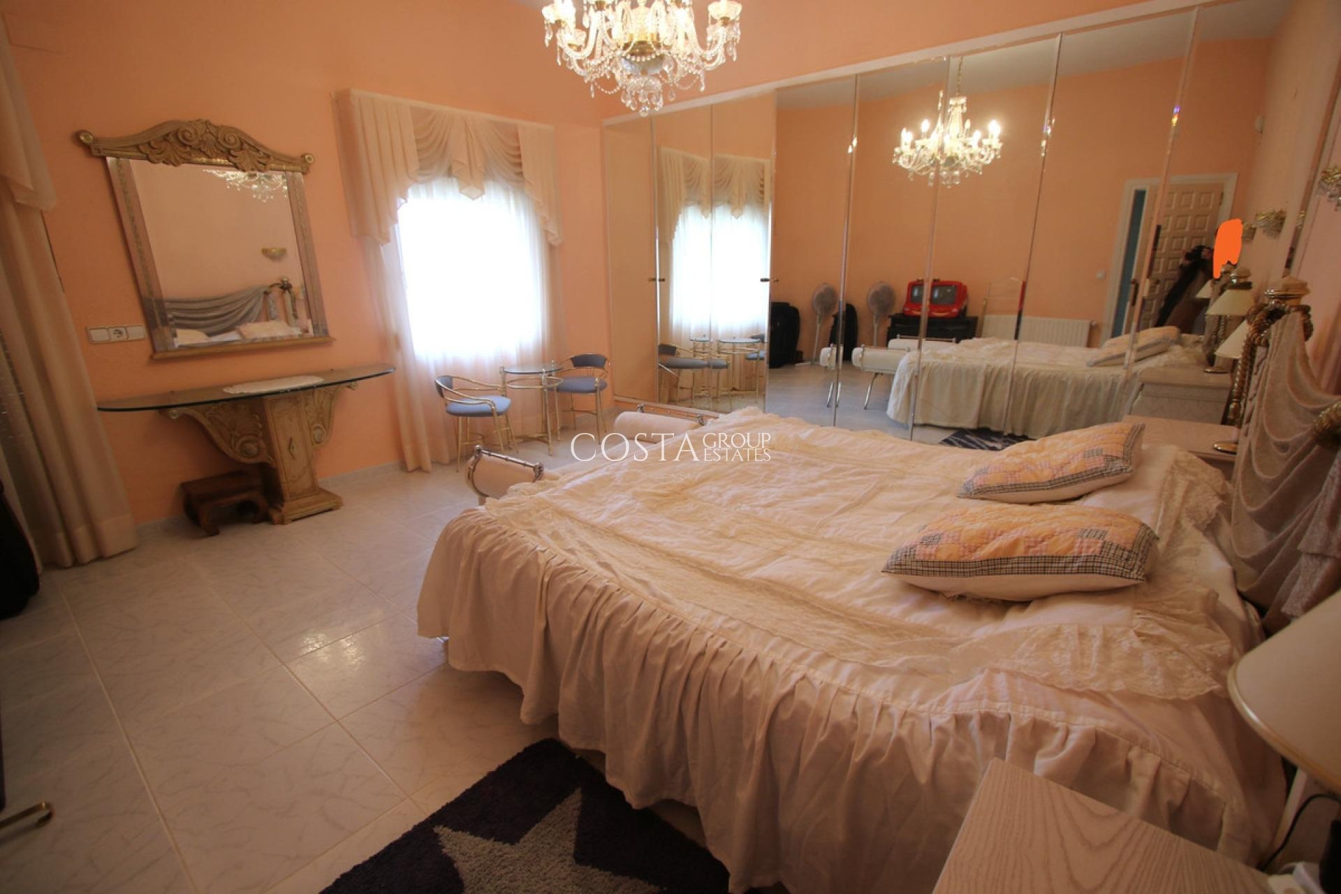 Herverkoop - Villa -
Calpe - la Canuta