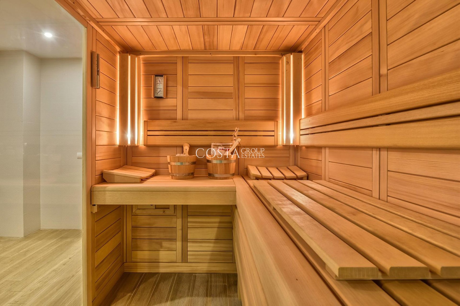 Herverkoop - Villa -
Calpe - la Canuta