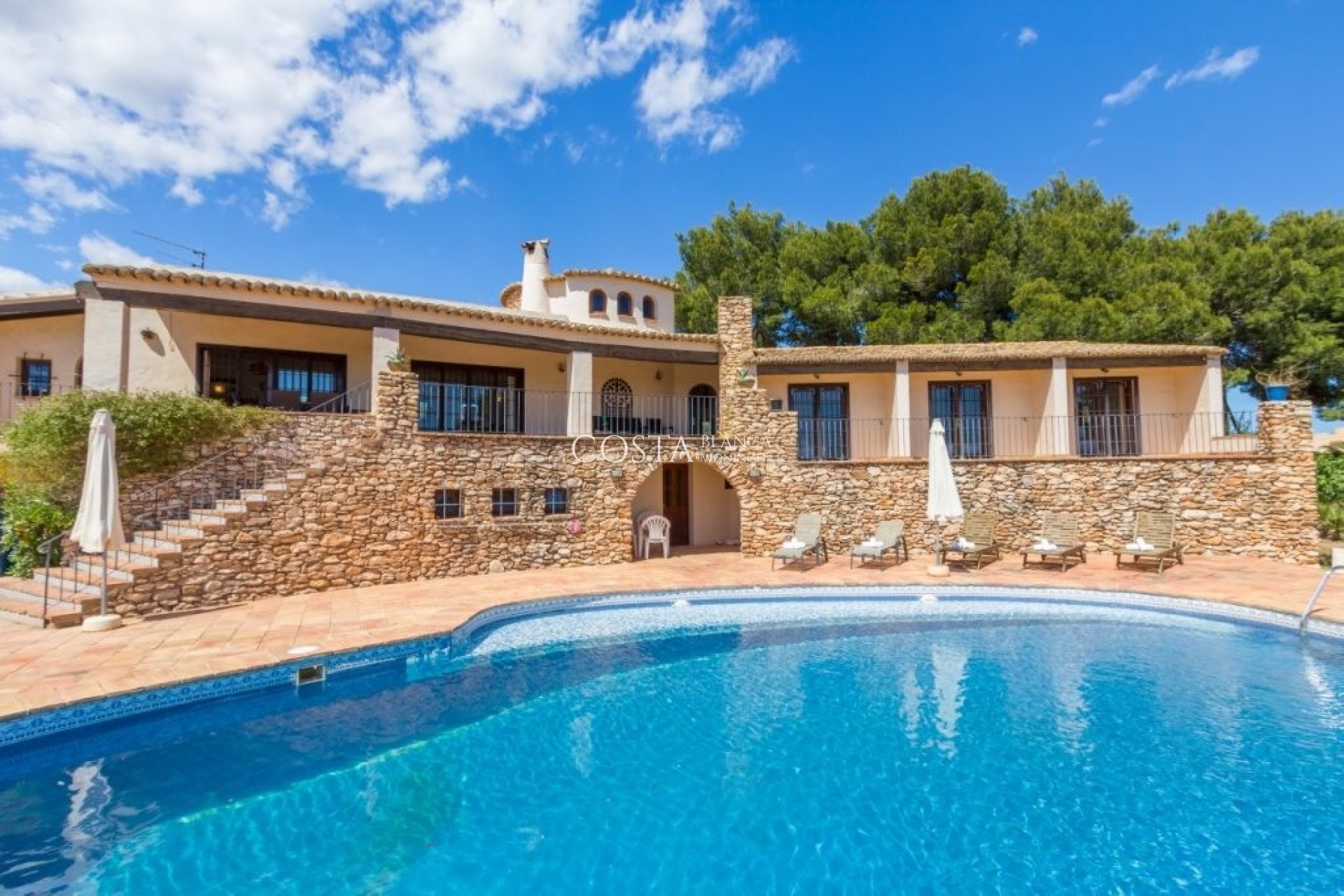 Herverkoop - Villa -
Calpe