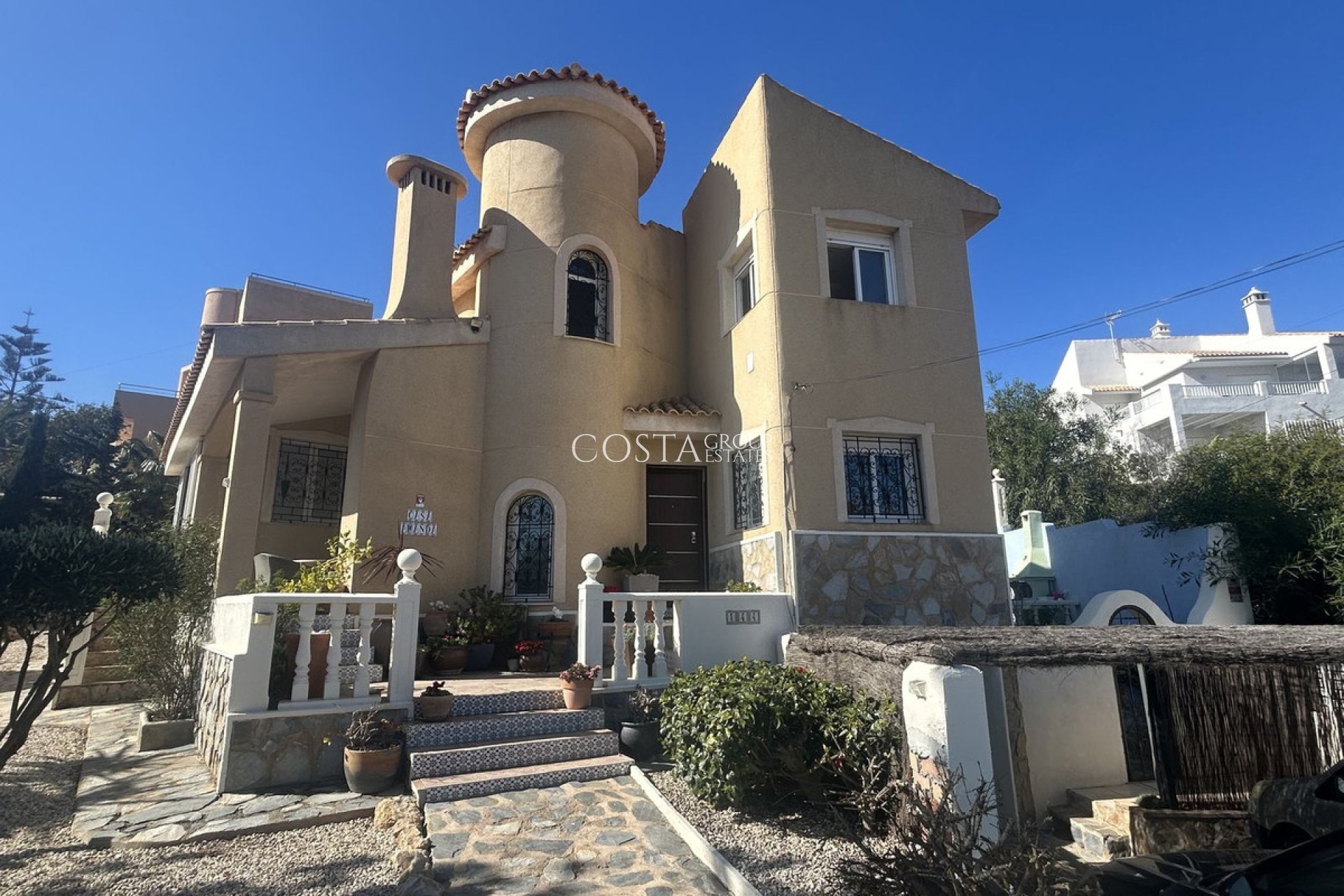 Herverkoop - Villa -
Cartagena - Cabo de Palos