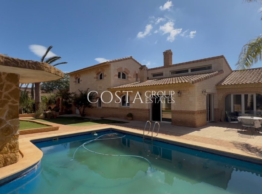 Herverkoop - Villa -
Cartagena - Cartagena Centro